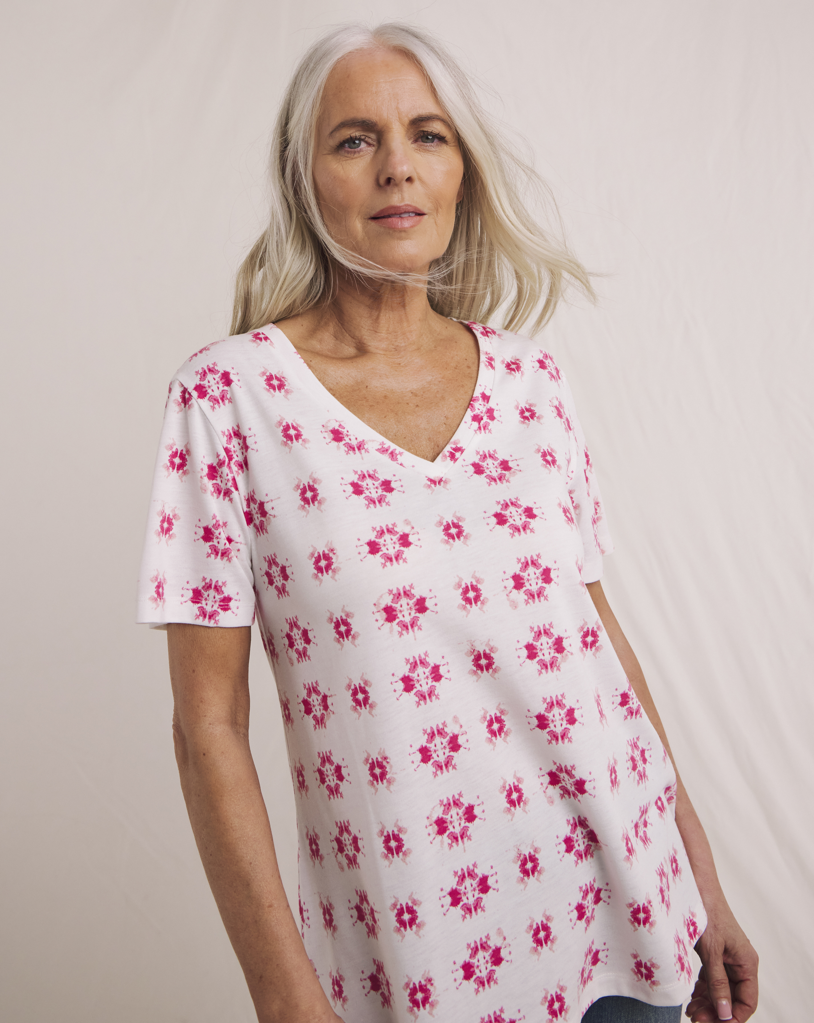 Julipa V Neck Printed T-Shirt