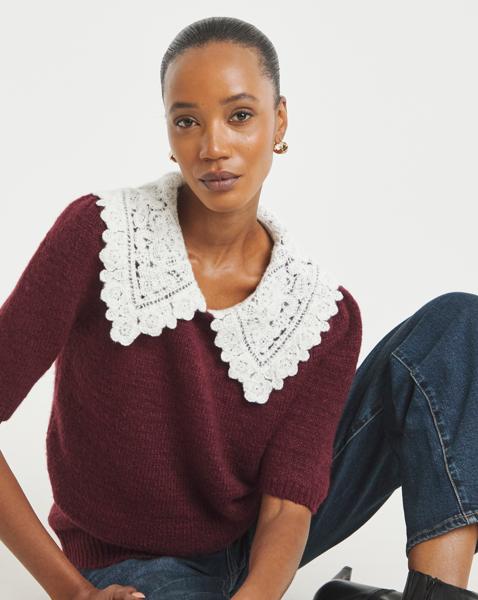 Lace collar Jumper