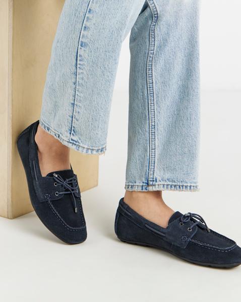 Classic Leather Boat Shoe Wide