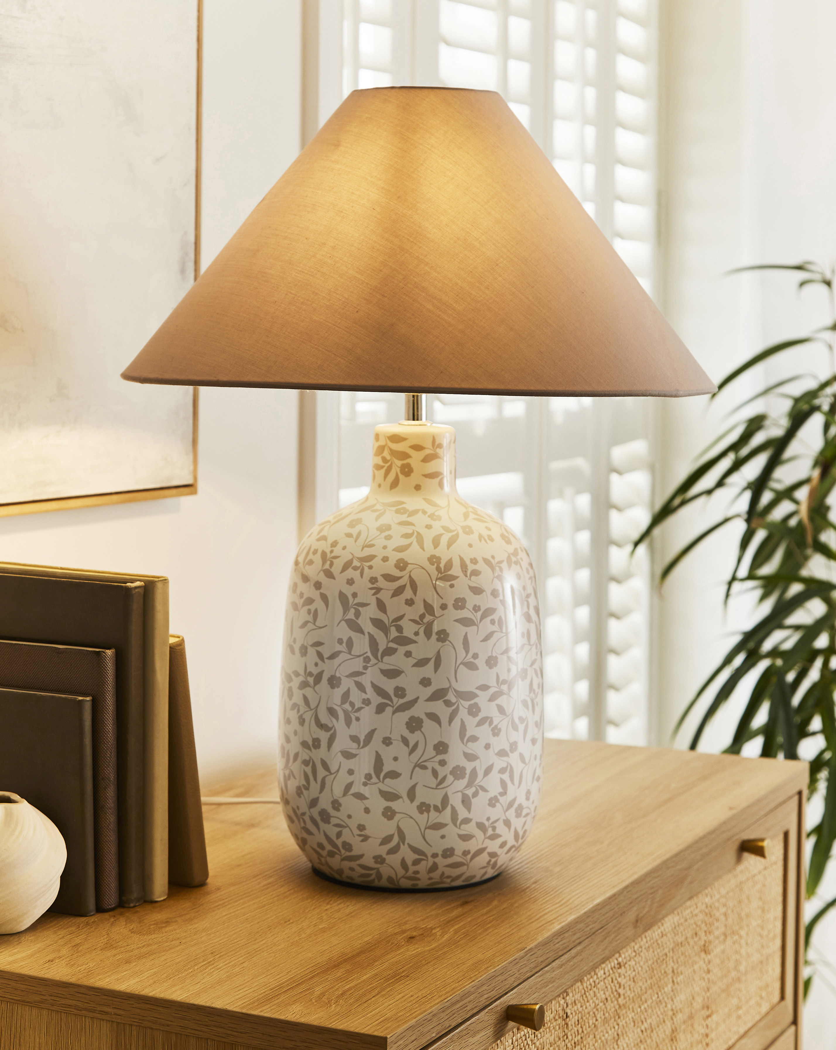Mae Floral Ceramic Lamp