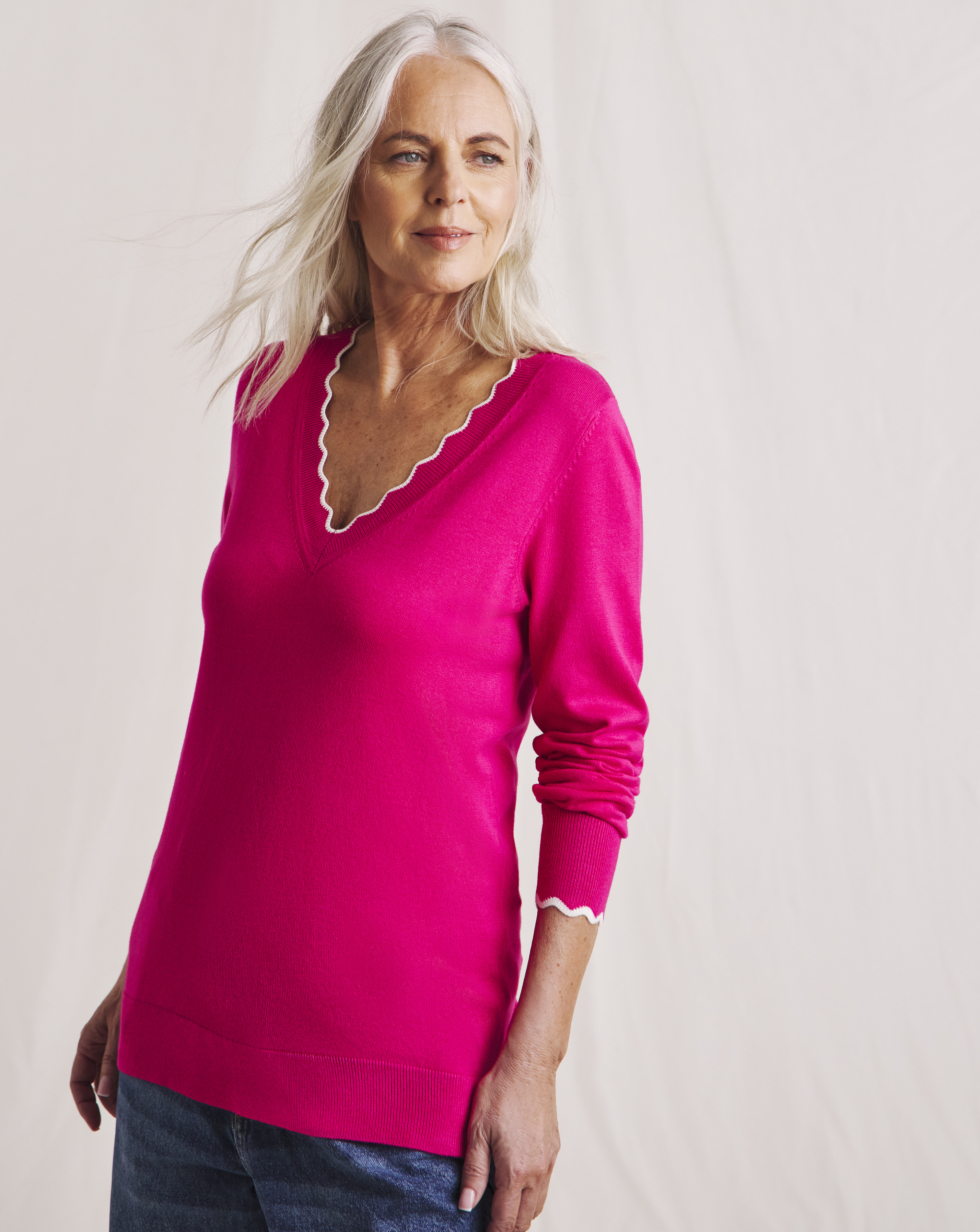 Julipa Scalloped V-Neck Jumper