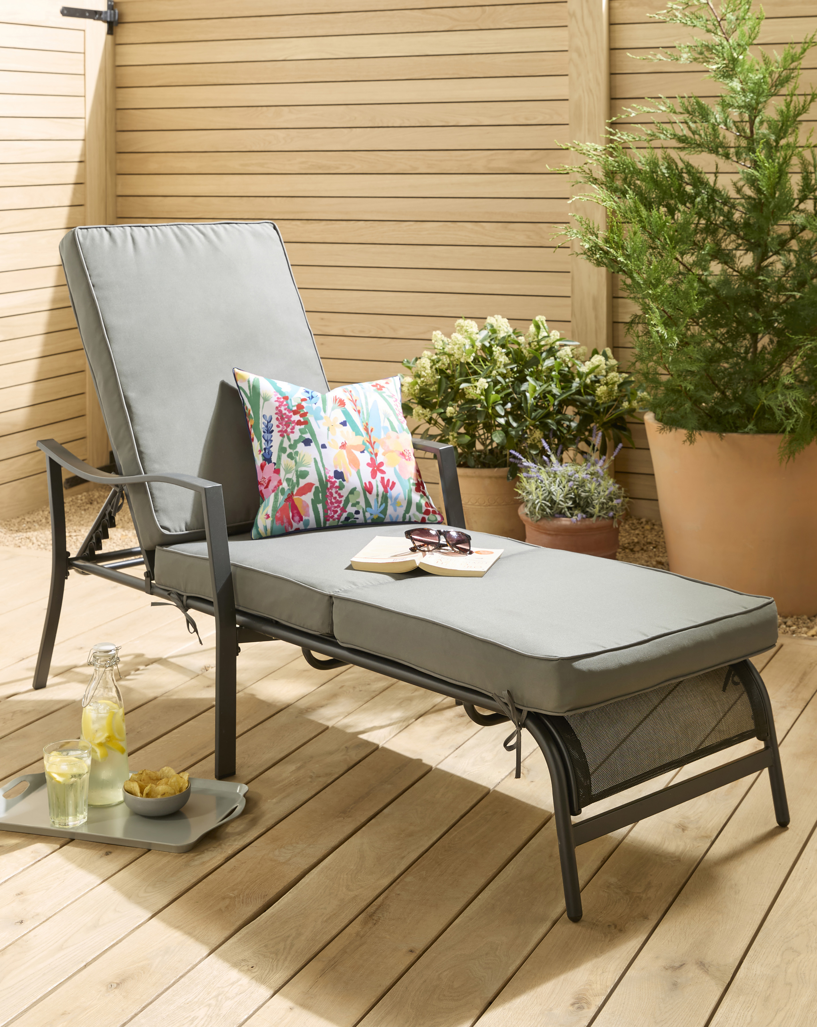 Como Sun Lounger