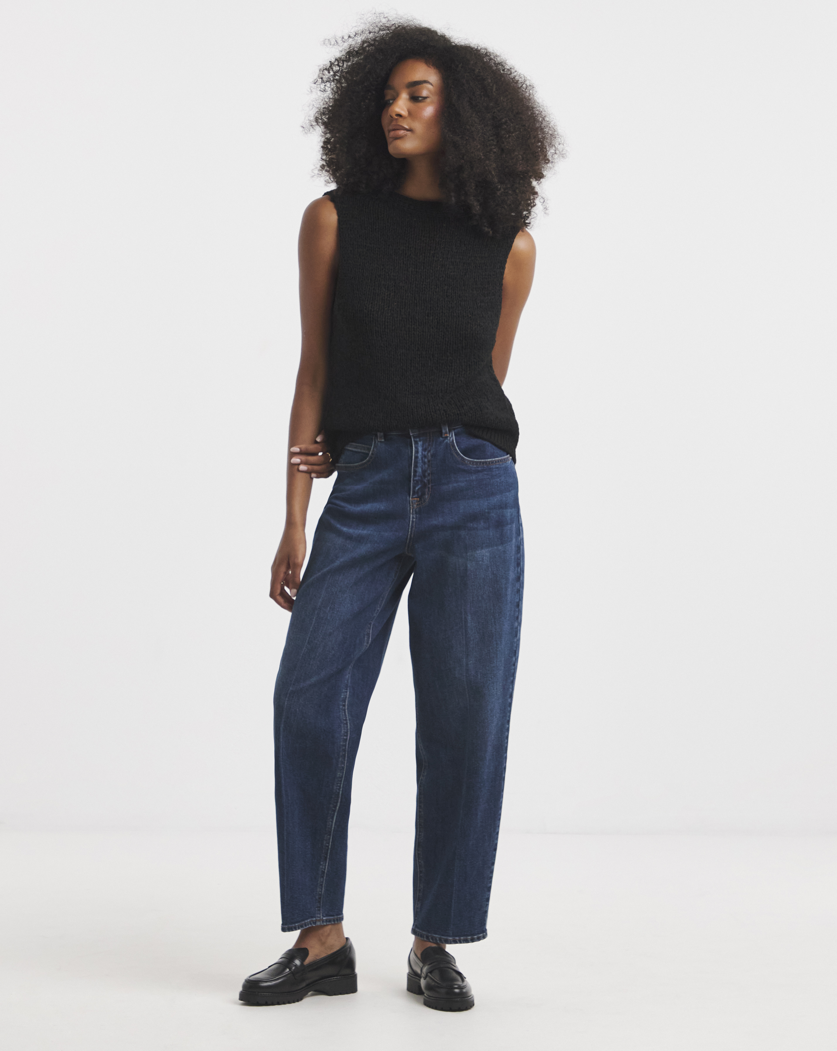 Mid Wash Barrel Jean