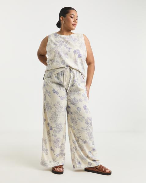 Simply Be Floral Linen Blend Vest Top