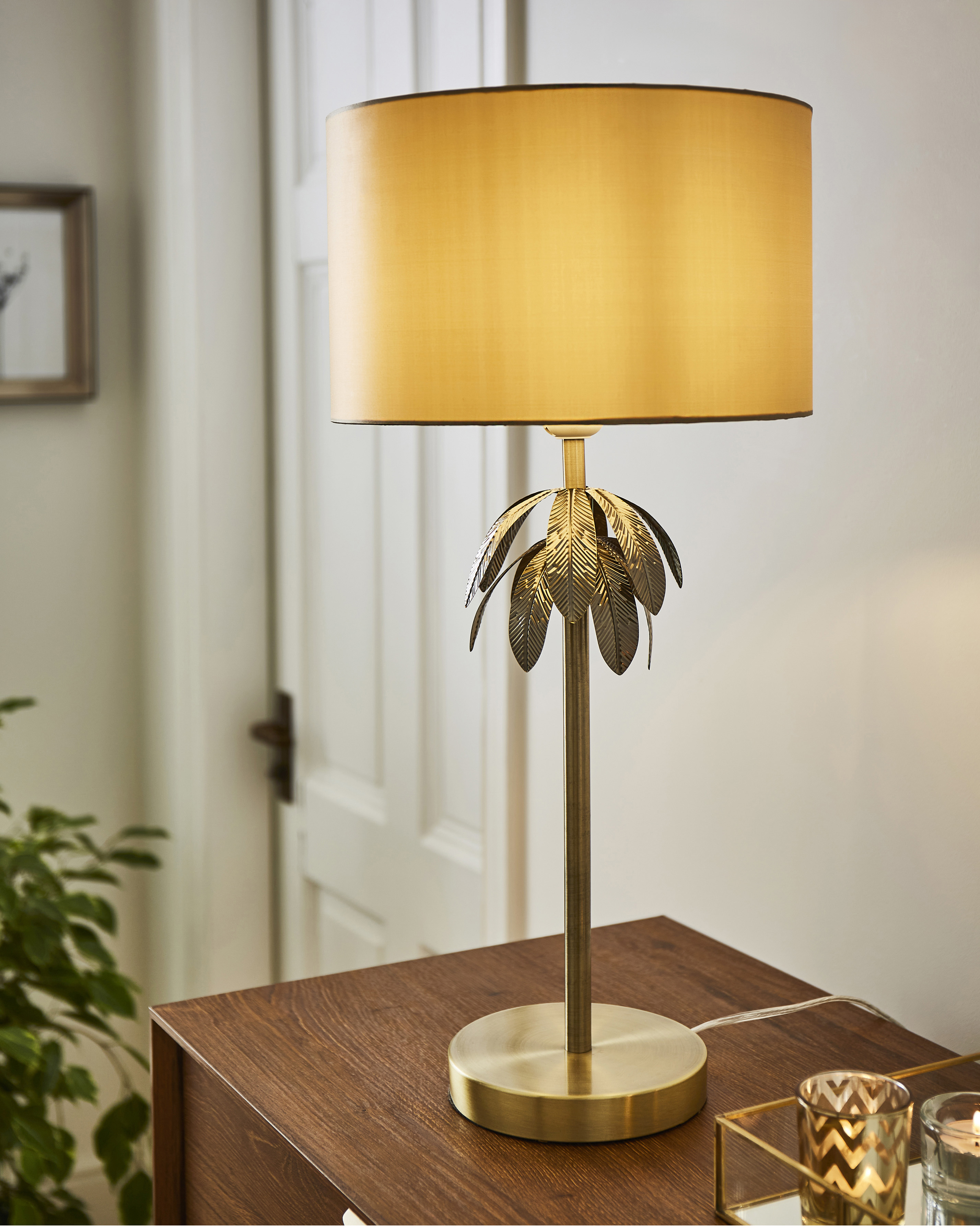 Tropical Palm Tree Table Lamp