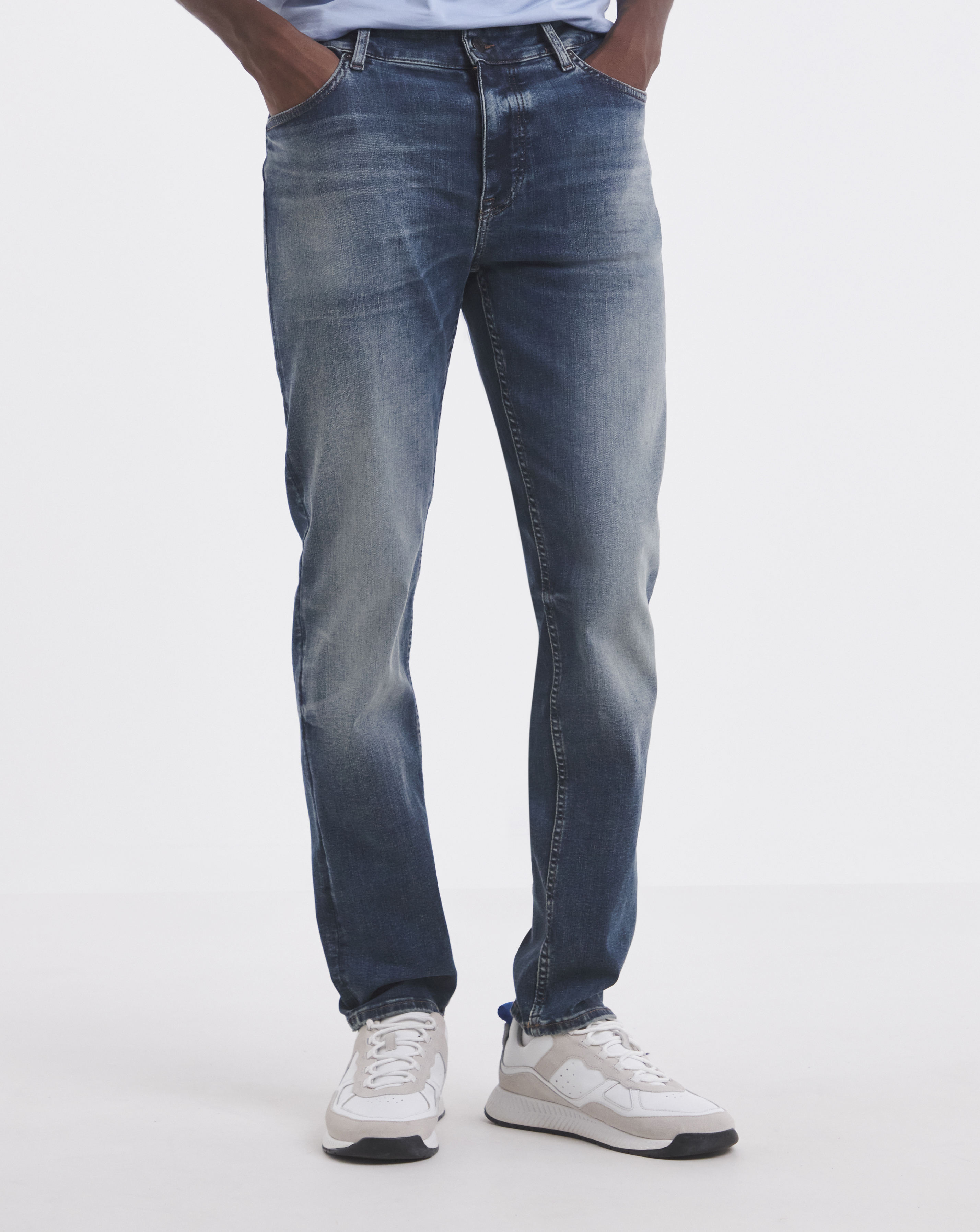 BOSS Slim Fit Jean - Medium Blue
