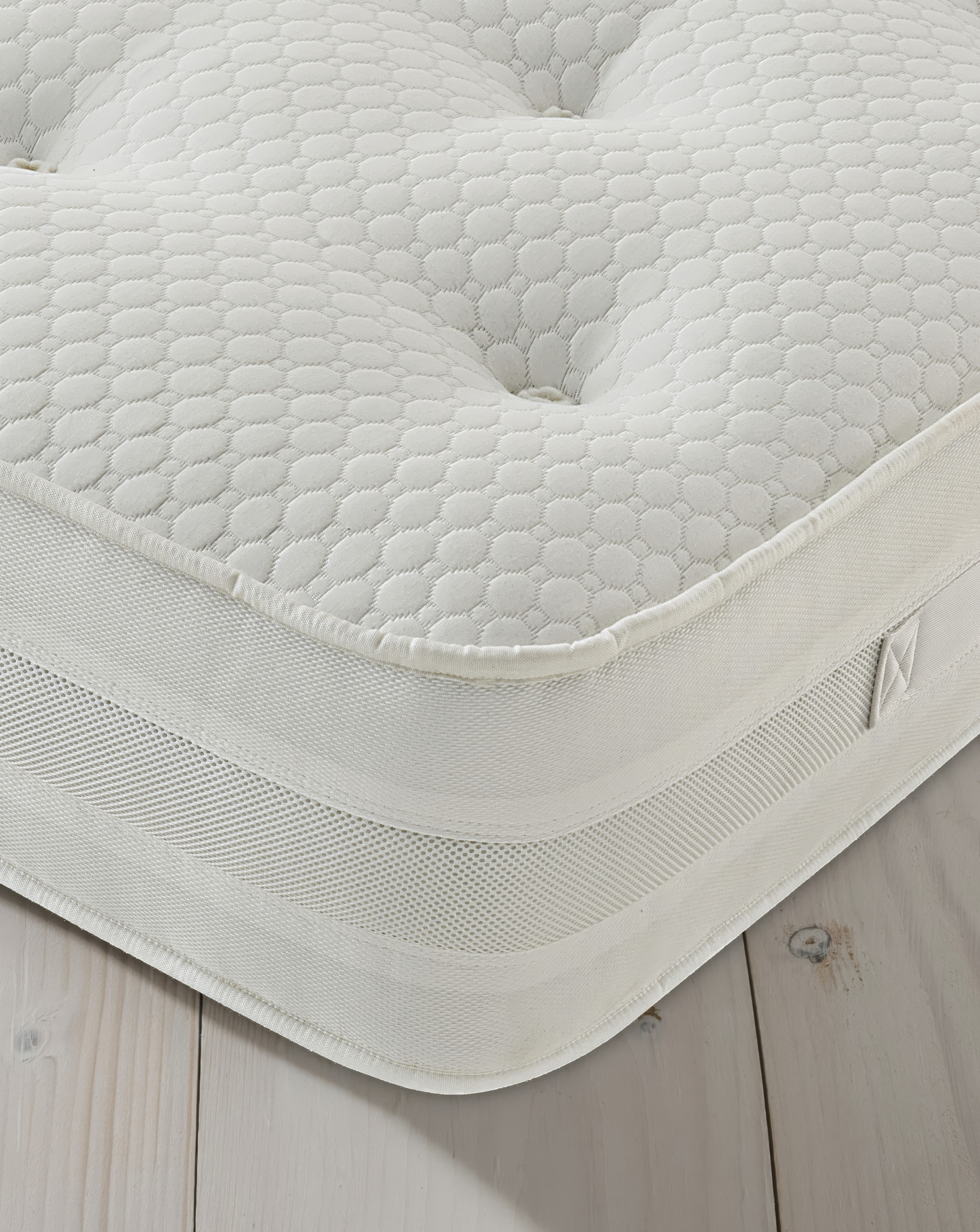 Silentnight 1000 Pocket Ortho Mattress - King Size - Firm Orthopaedic Support - Sustainable Fibres