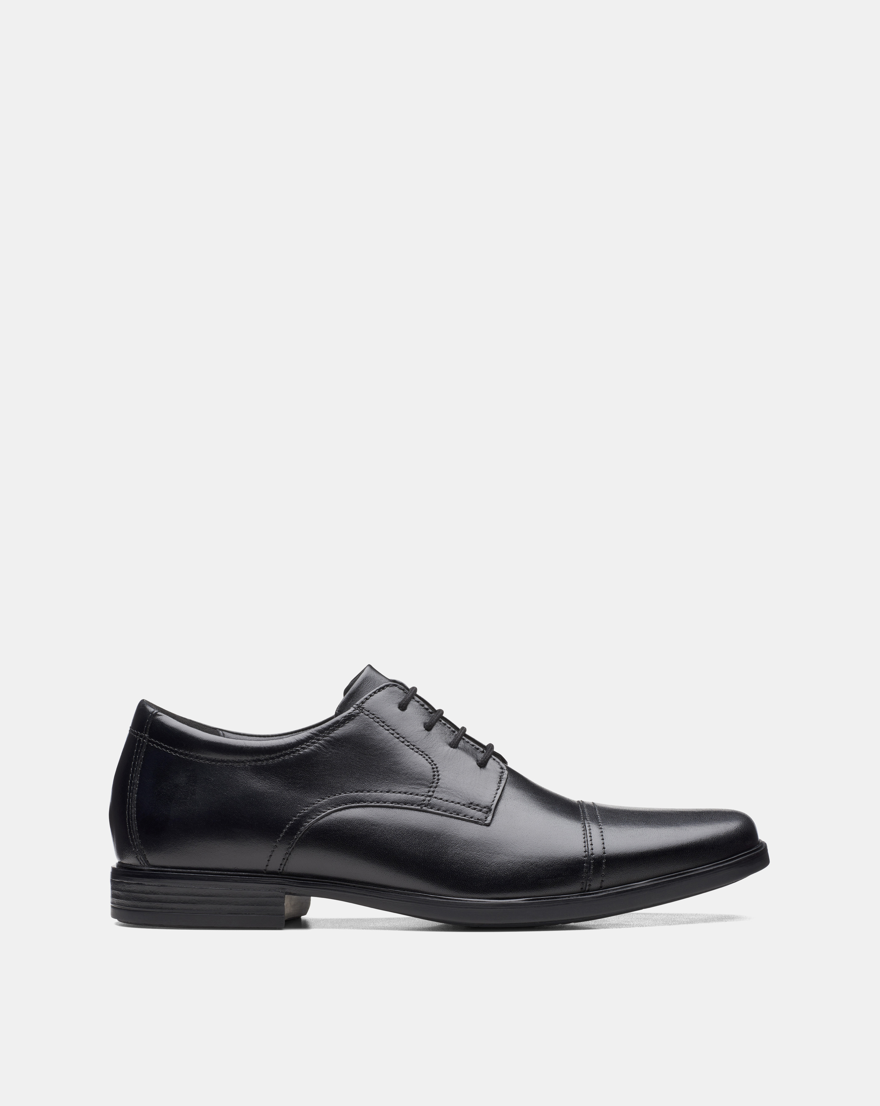 Clarks Black Howard Cap Shoes - Size 11