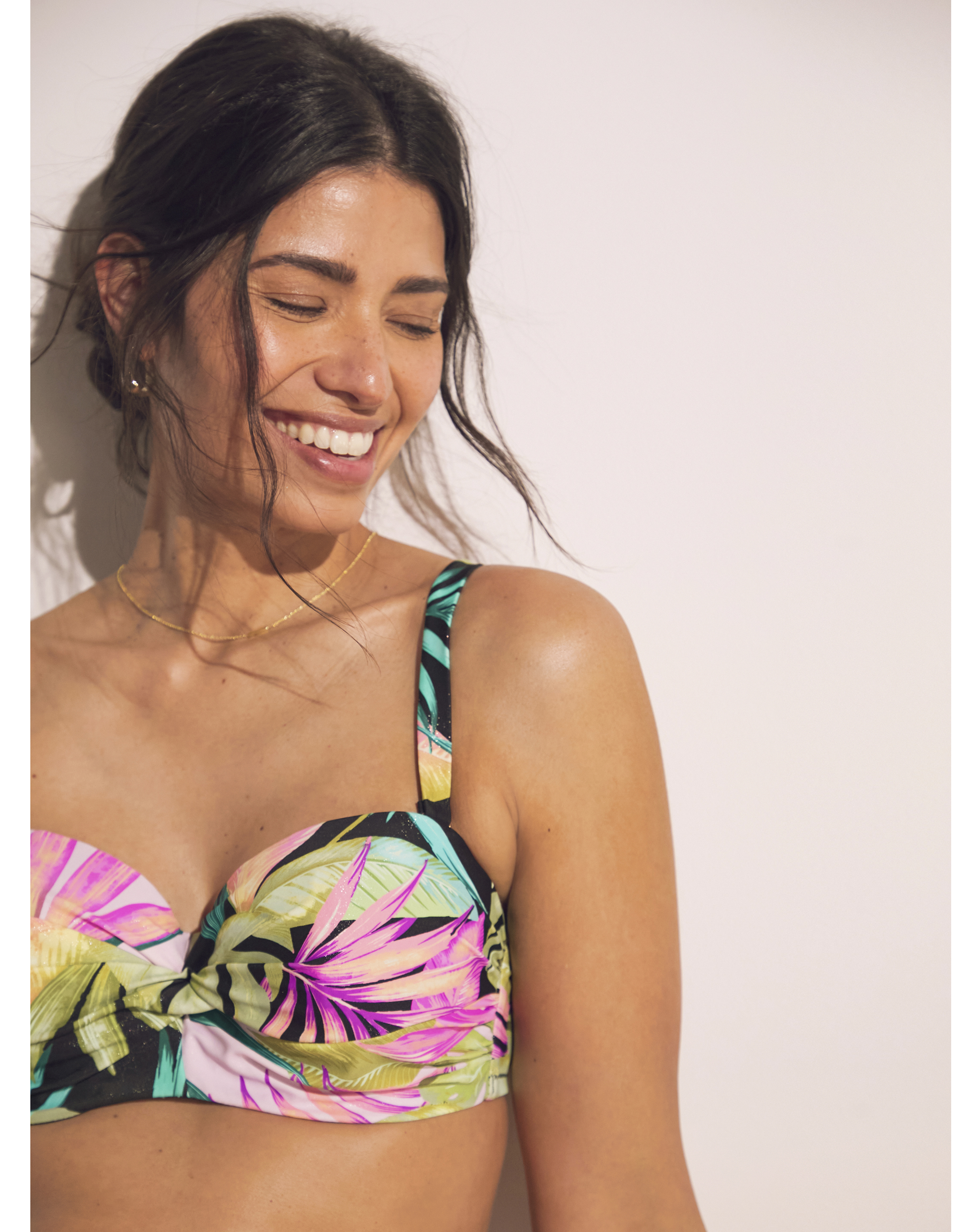 MAGISCULPT Bandeau Bikini Top