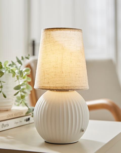 Ribbed Glass Wireless Rechargeable Lamp