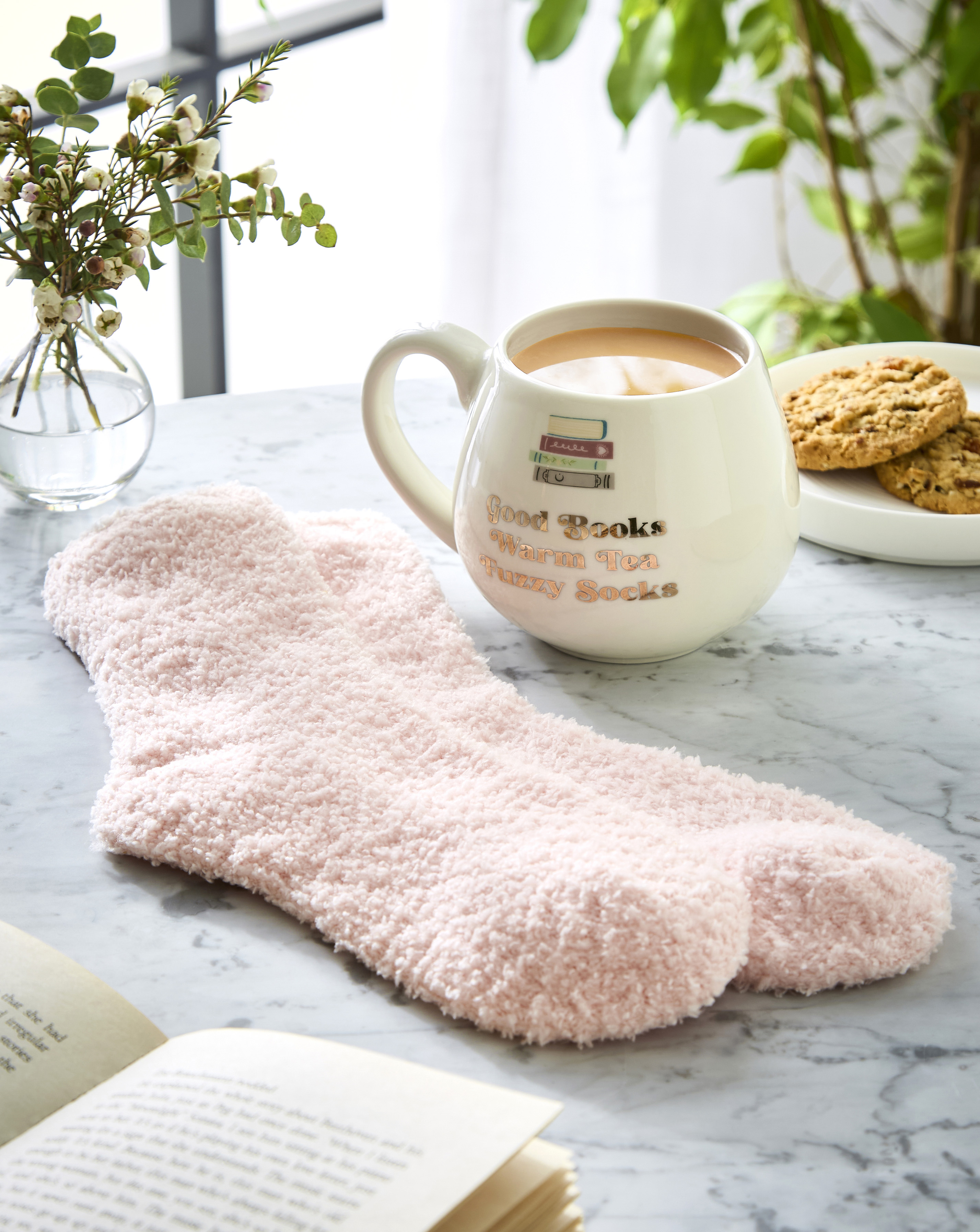 Good Books Mug and Socks Set