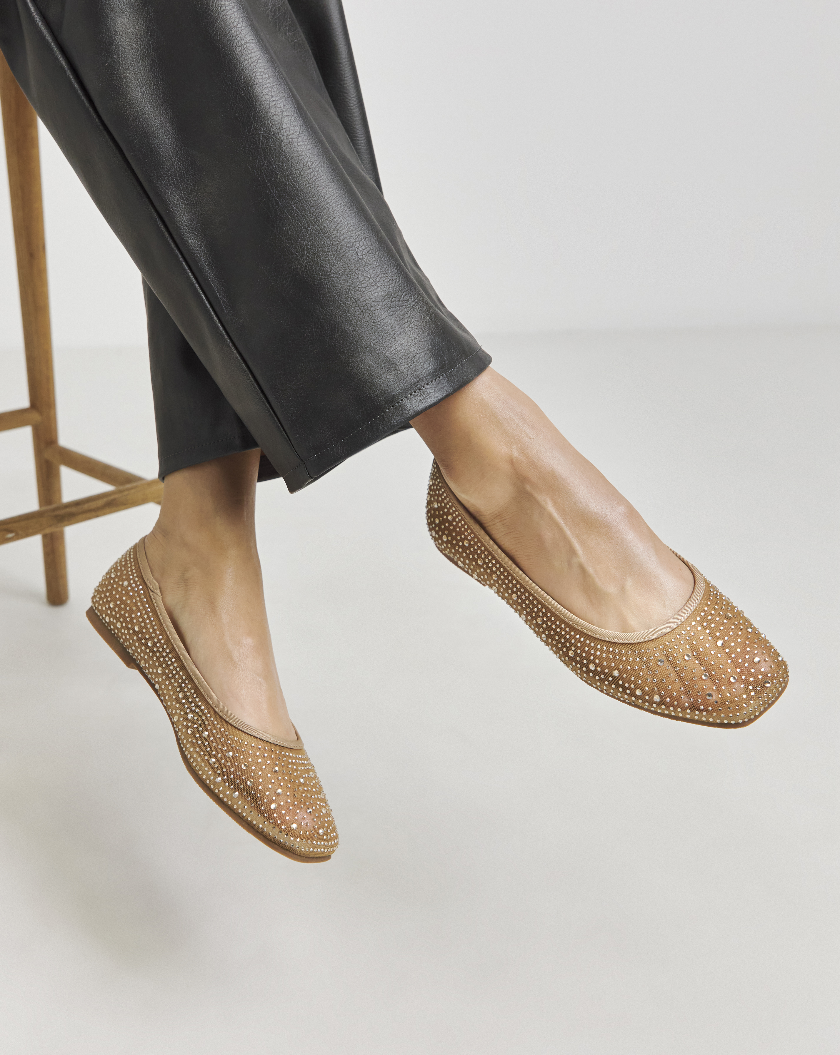 Mesh Embellished Ballet Flats Wide