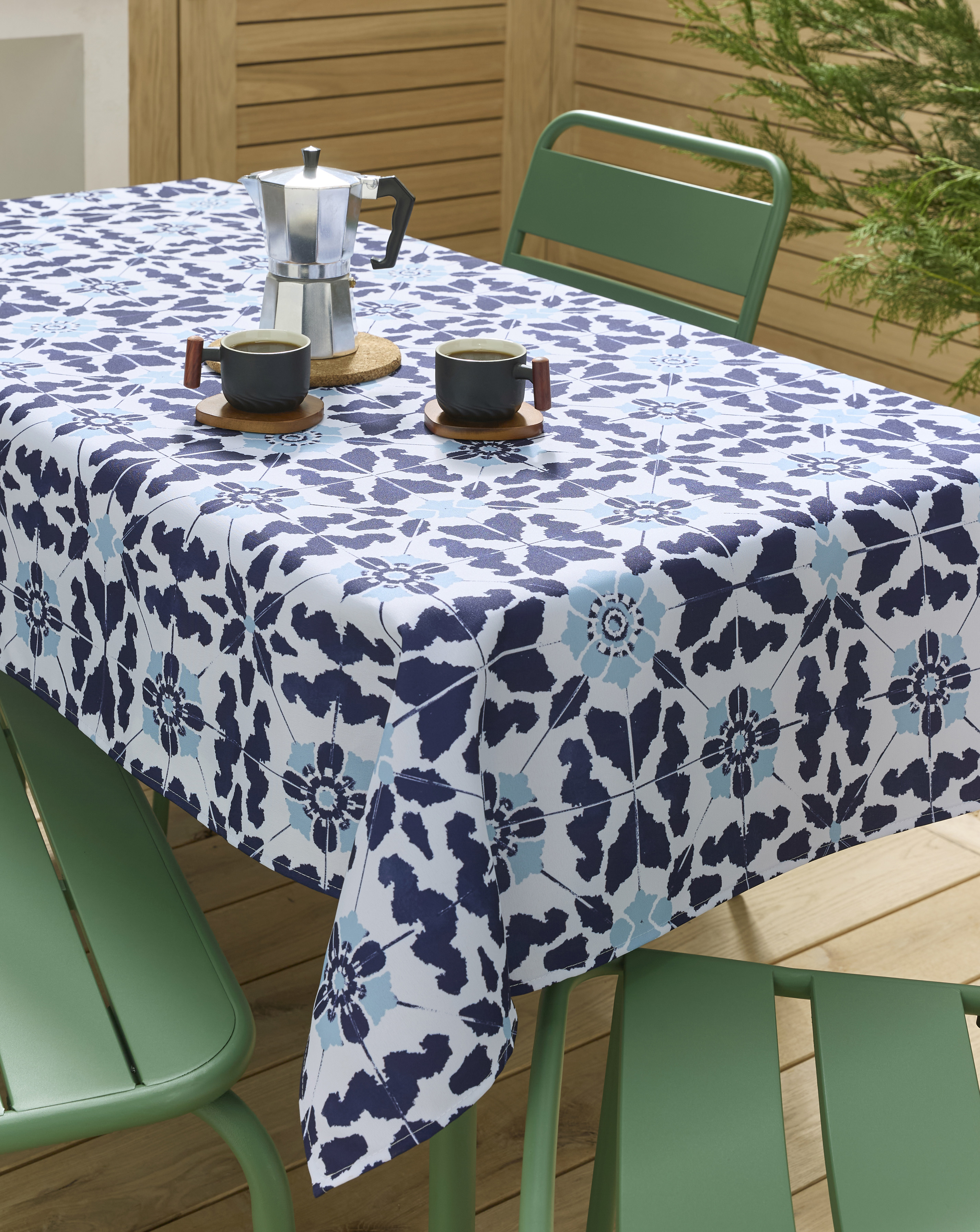 Tile Print Wipe Clean Tablecoth