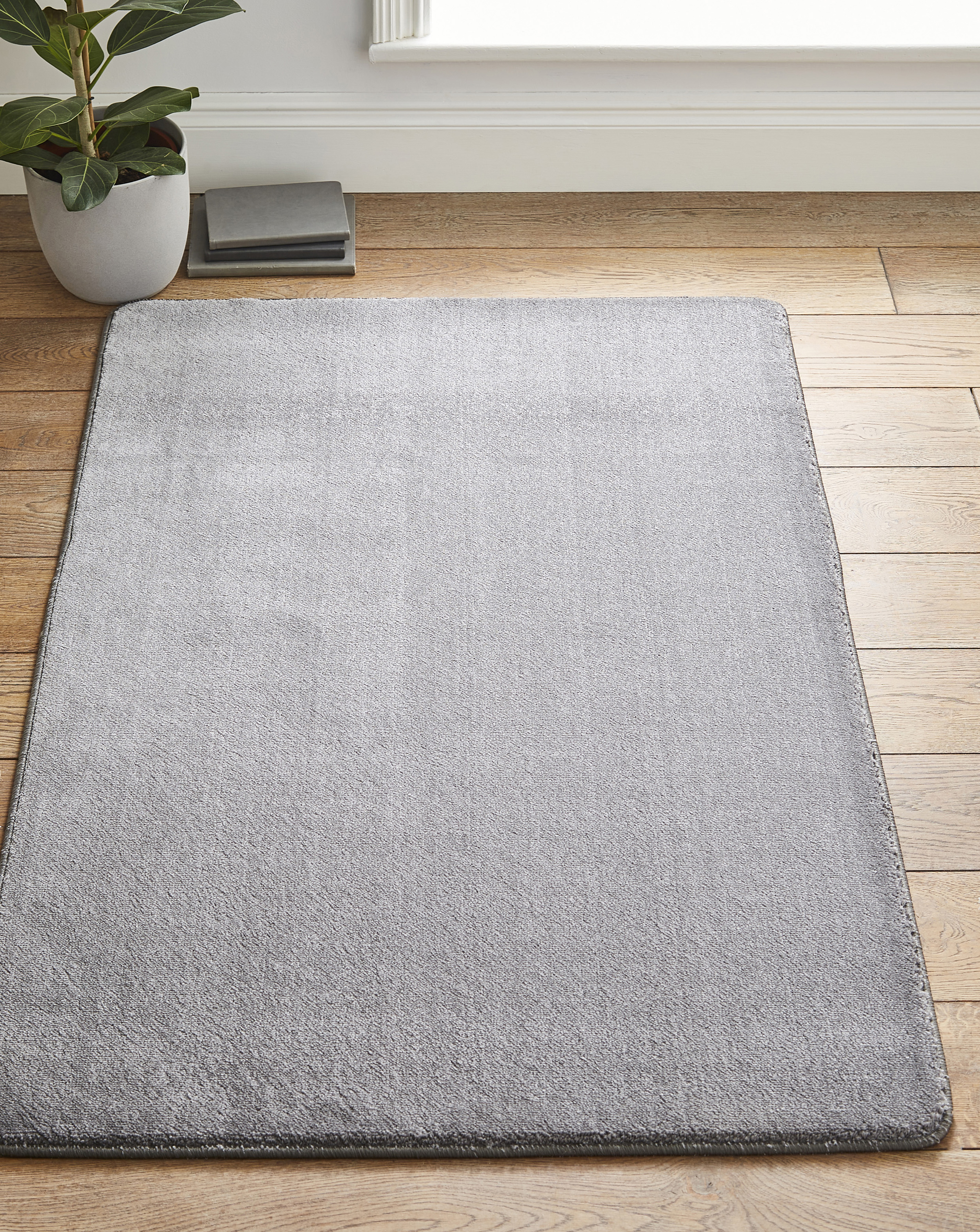 Relay Plain Rug
