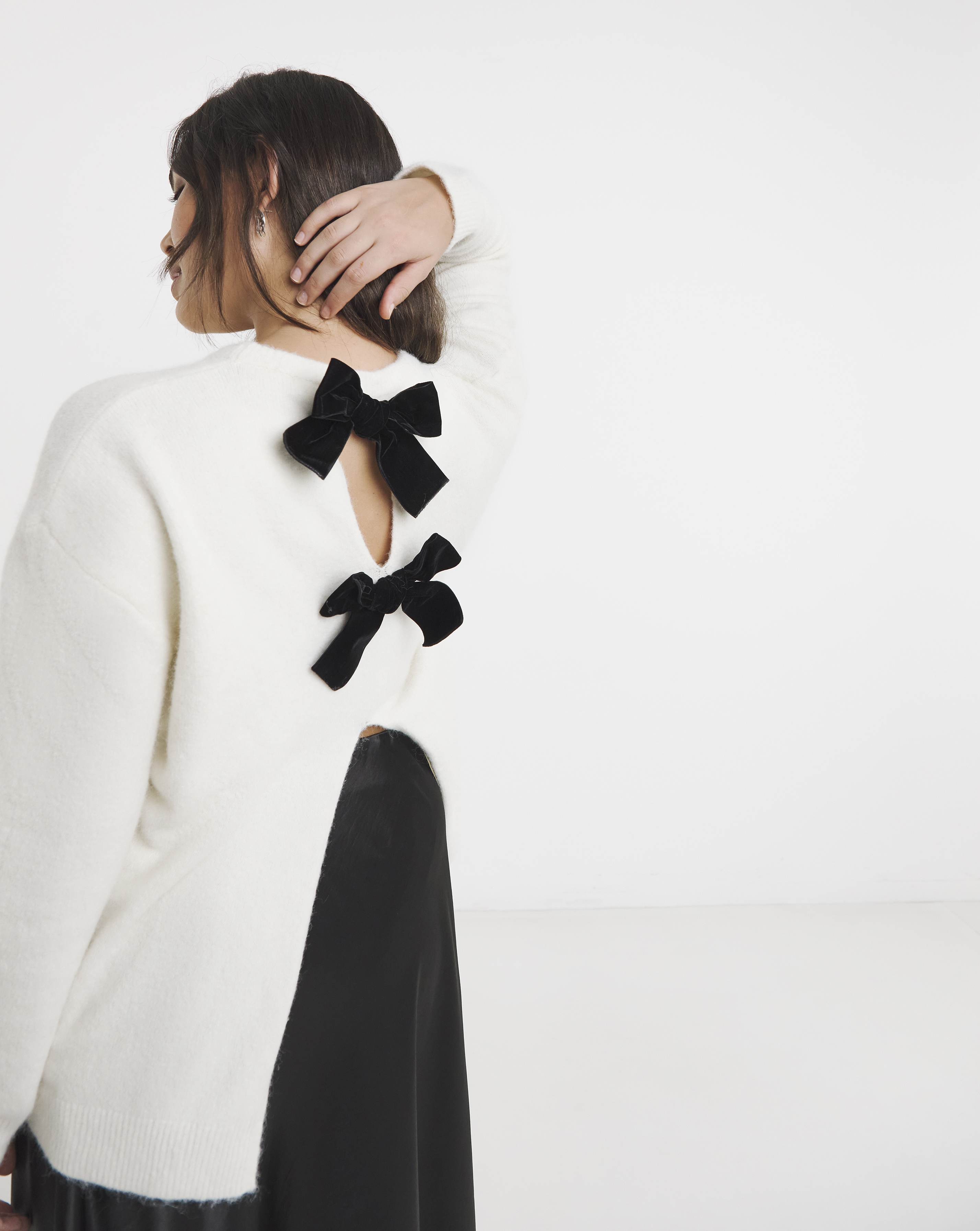 Bow Back Longline Jumper