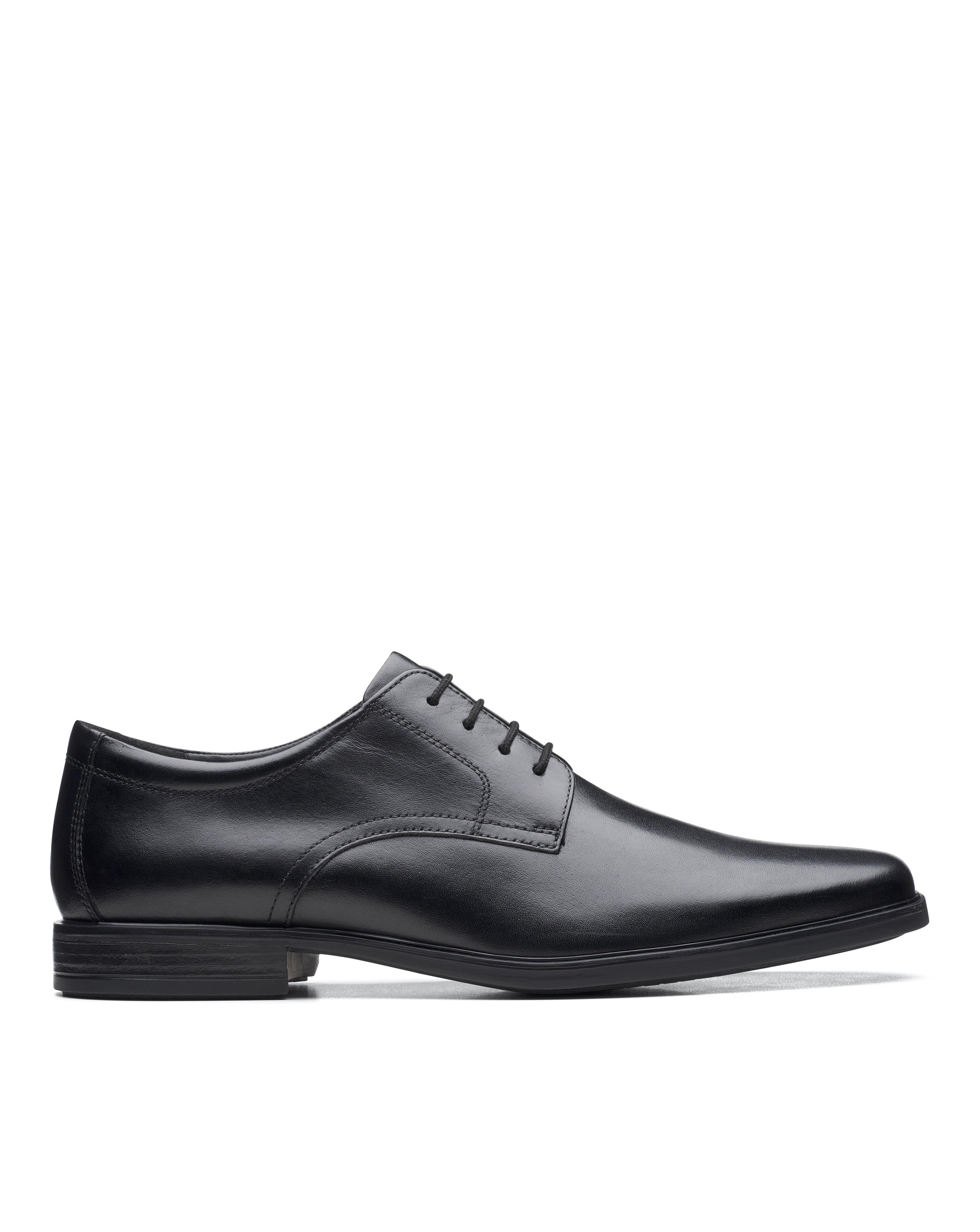 Clarks Black Howard Walk Shoes Wide Fit - Size 8