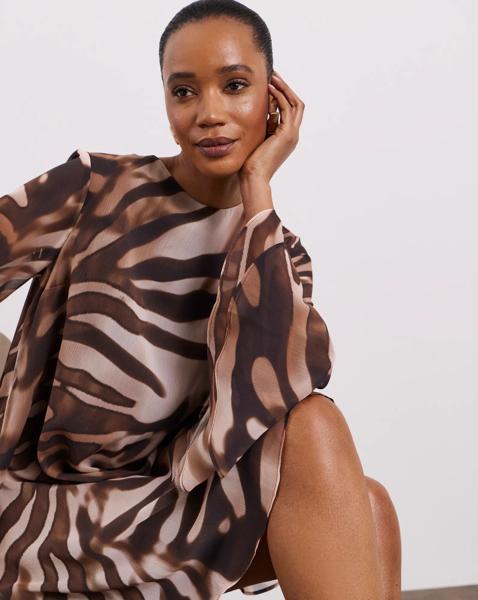 Joanna Hope Crinkle Shift Dress