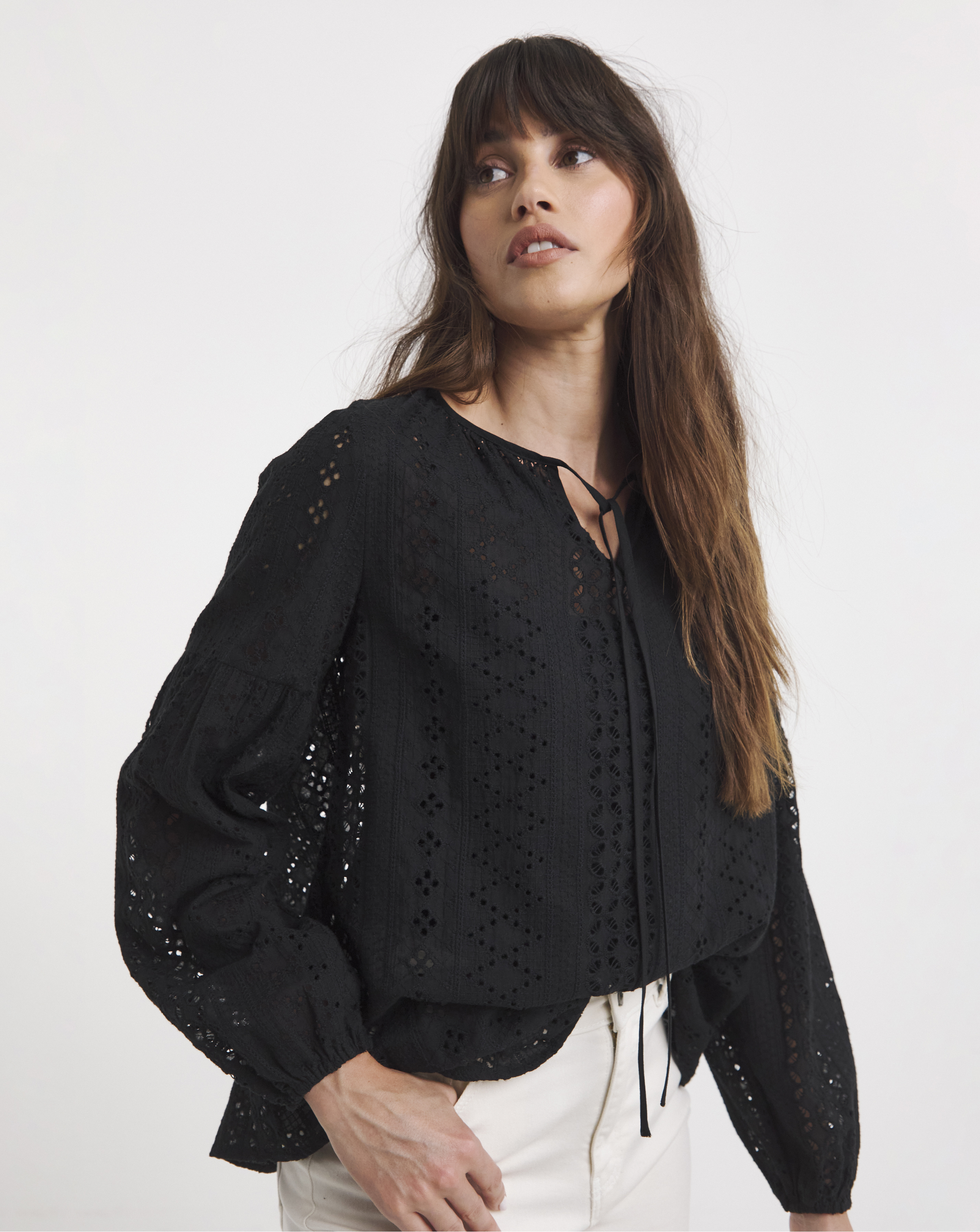 Broderie Blouse