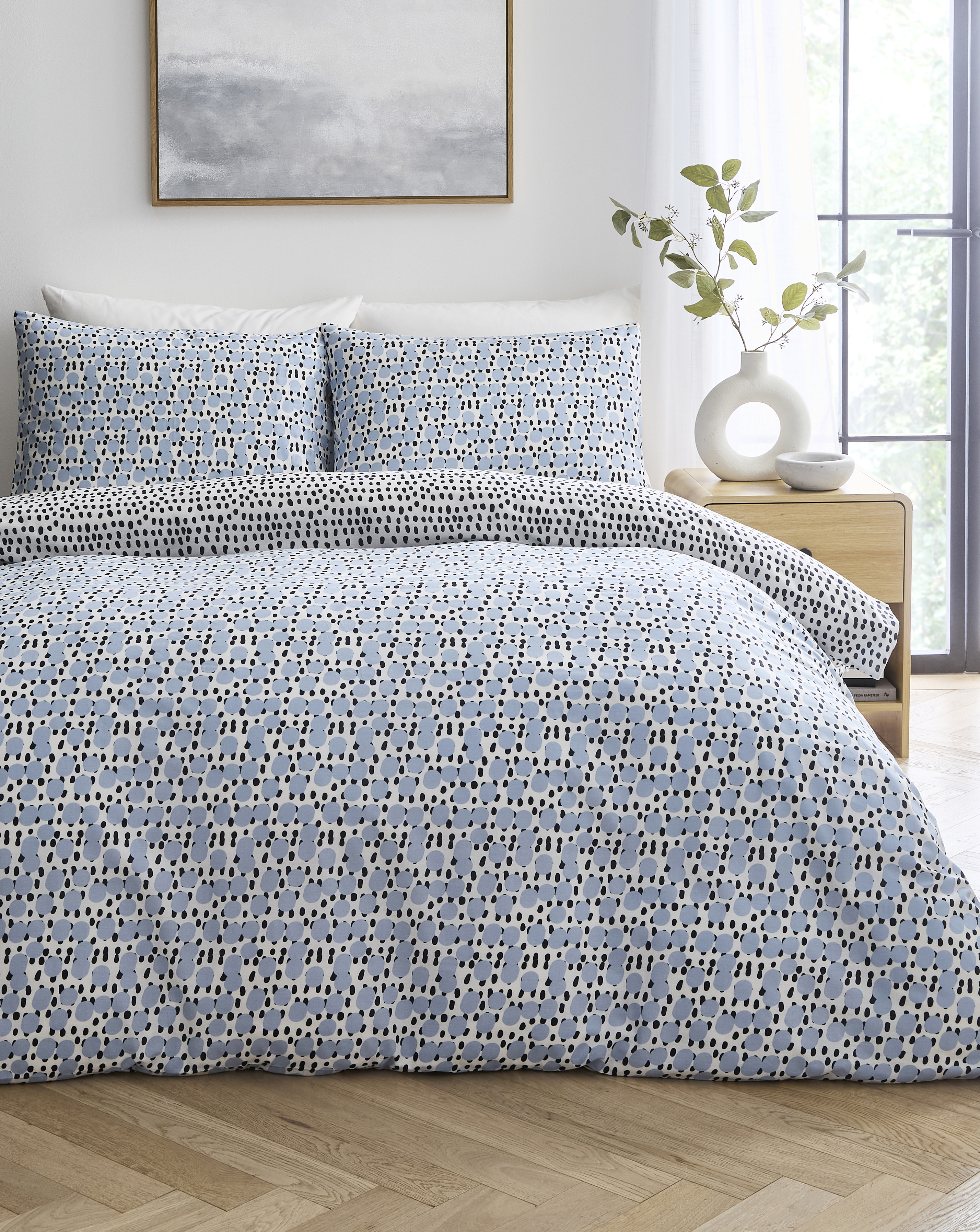 Nico Spot Duvet Cover Set