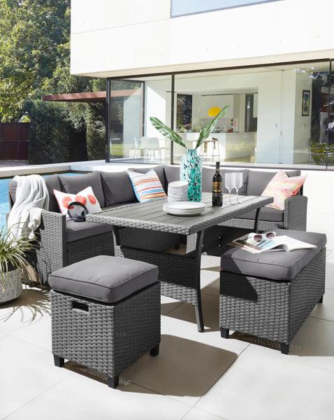Valencia Corner Dining Set