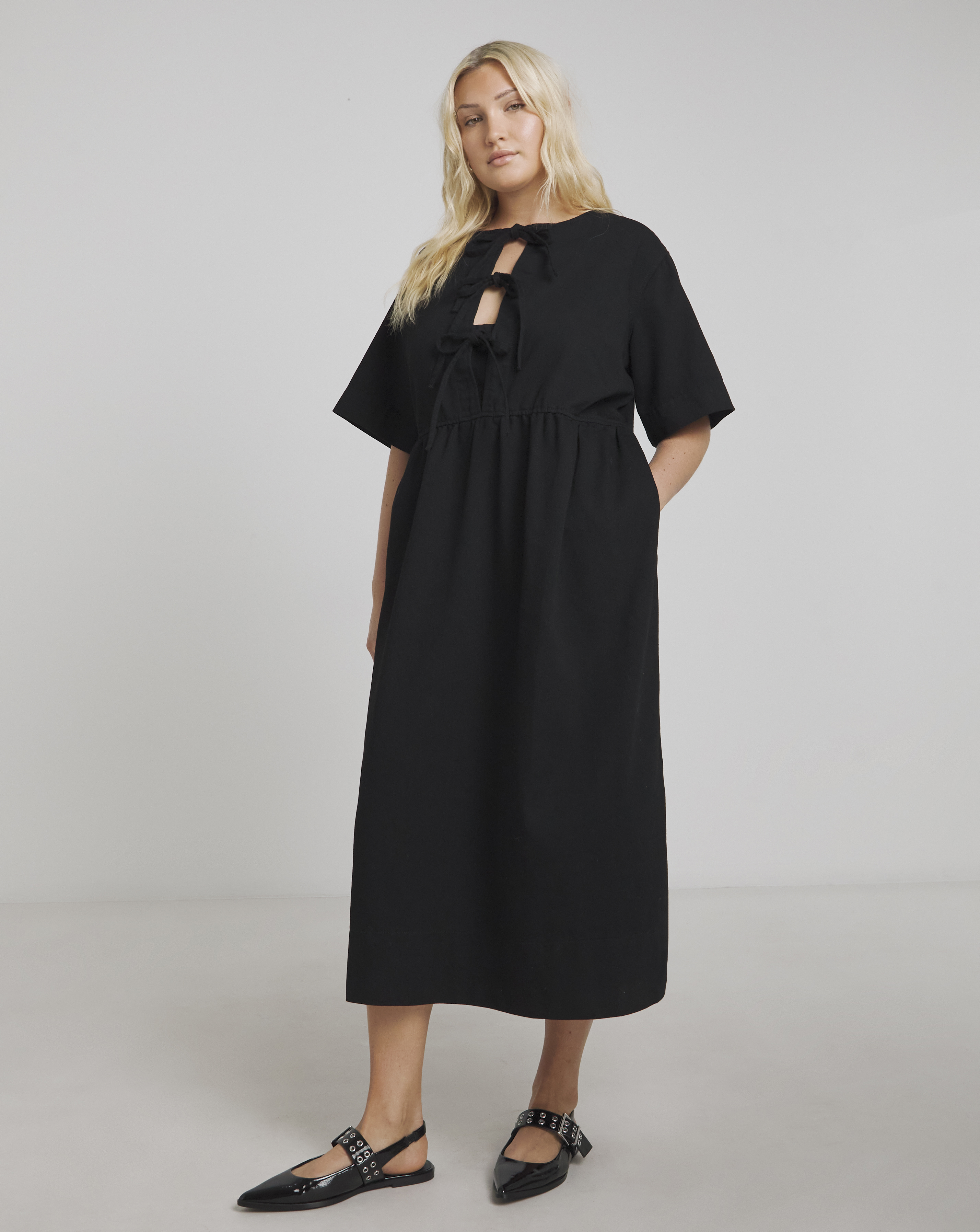 Simply Be - Women's Black Denim Tie Front Midi Dress - Size 10 - Black - 72% Cotton 28% Polyester