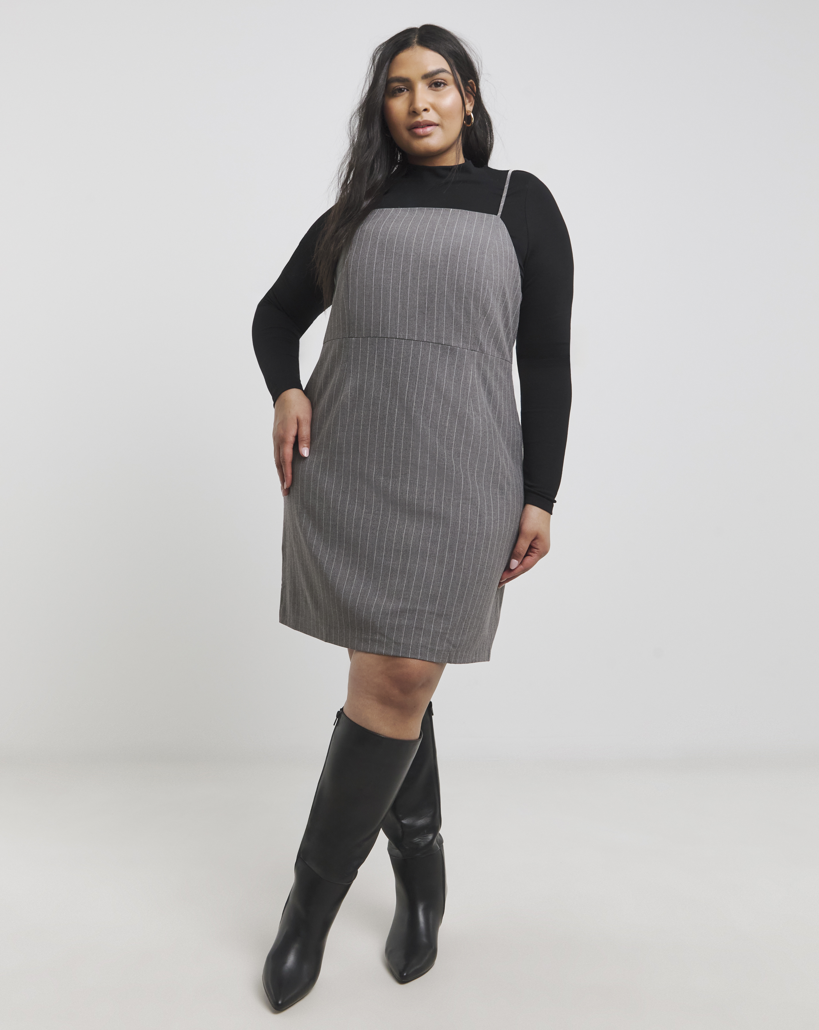 Simply Be - Women's Pinstripe Tailored Pinafore Dress - Size 18 - Pinstripe - 62% Polyester 33% Viscose 5% Elastane