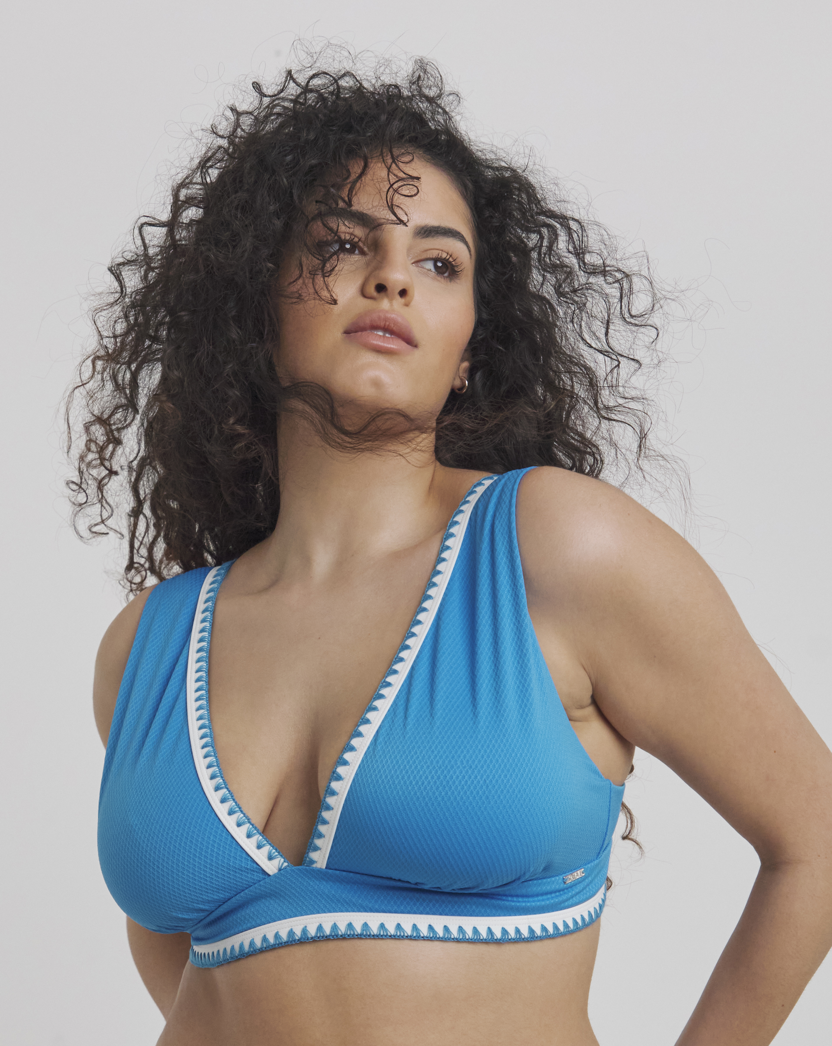 Figleaves Frida Soft Plunge Bikini Top