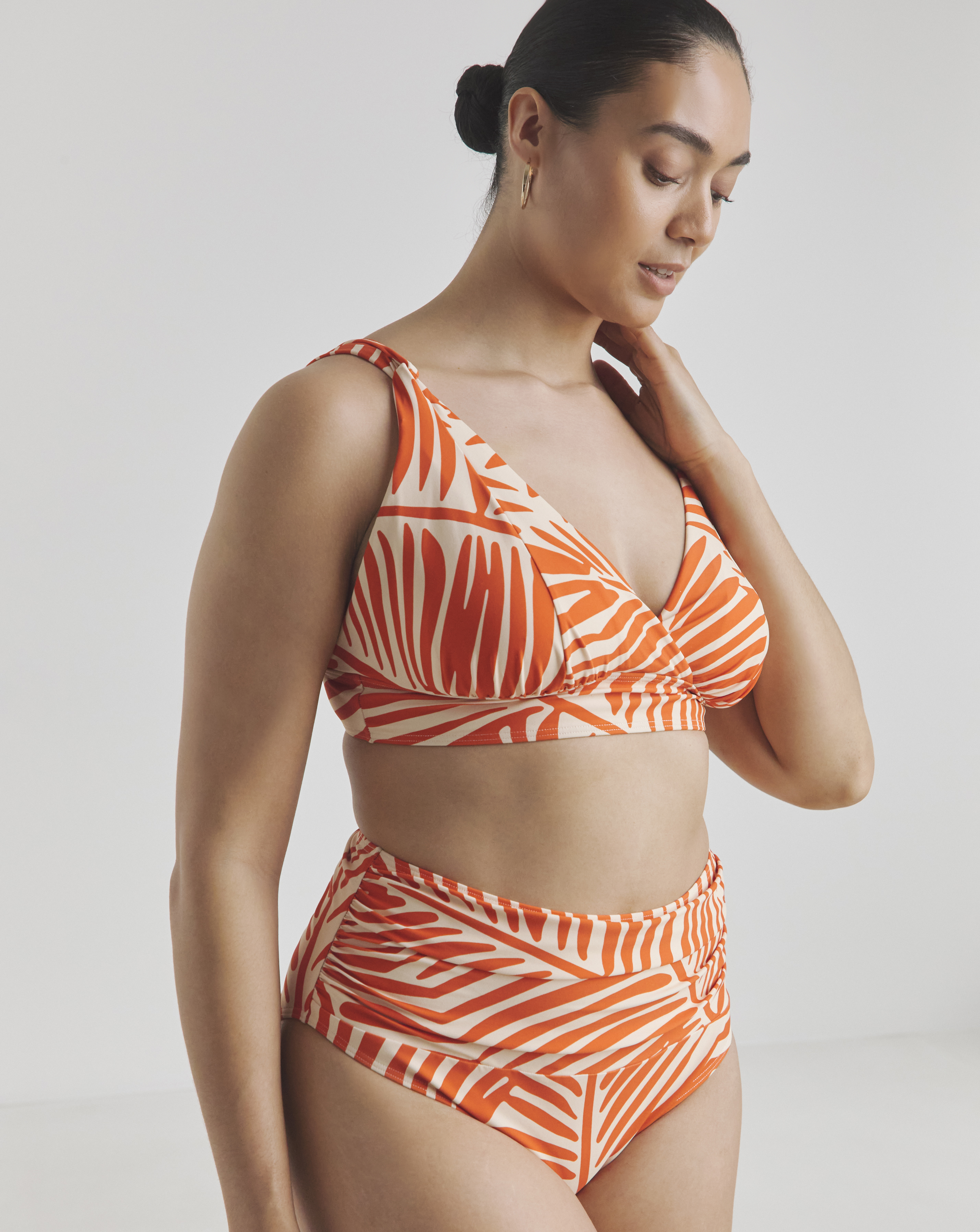 Magisculpt Plunge Bikini Top