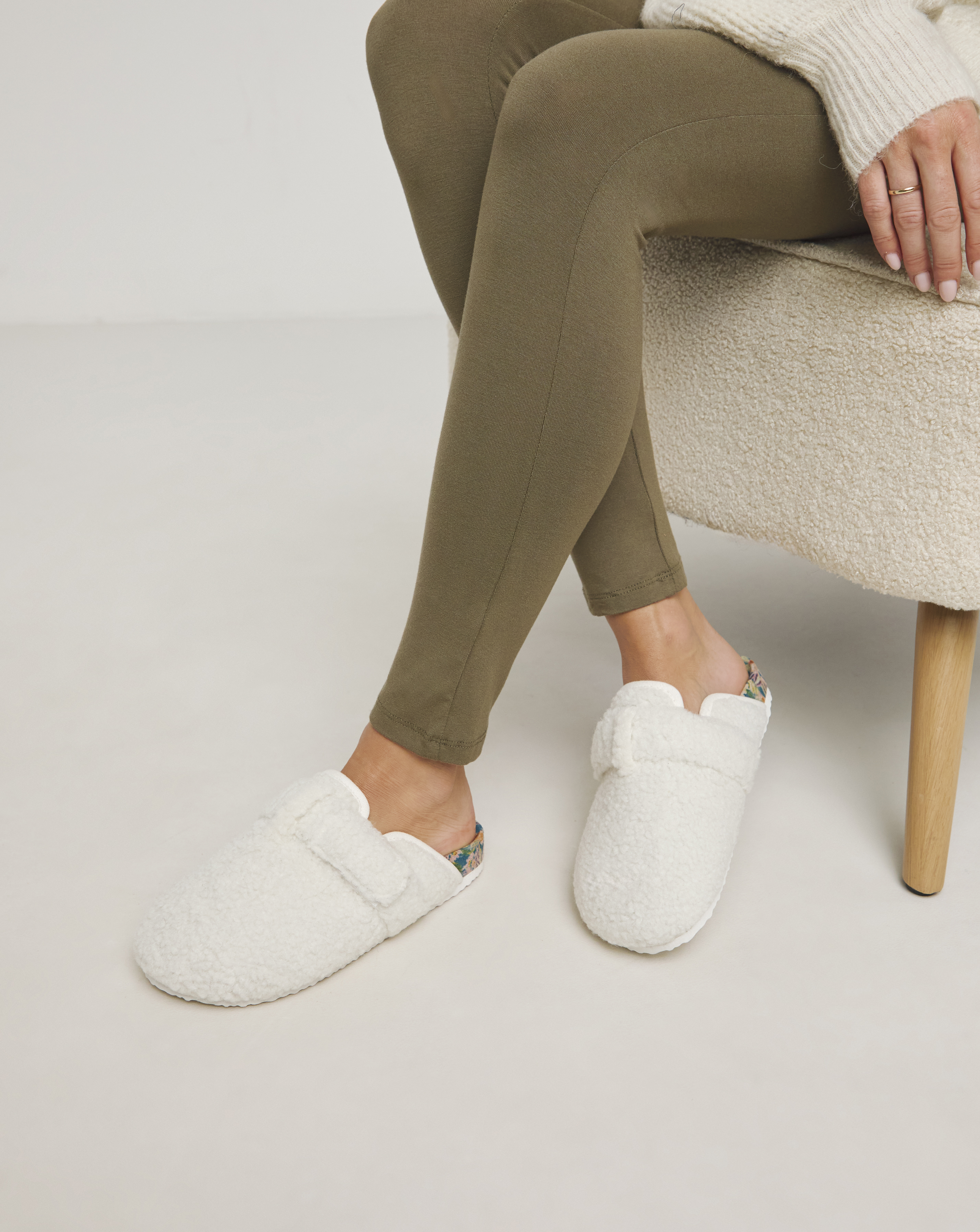 Borg Closed Toe Slipper Wide