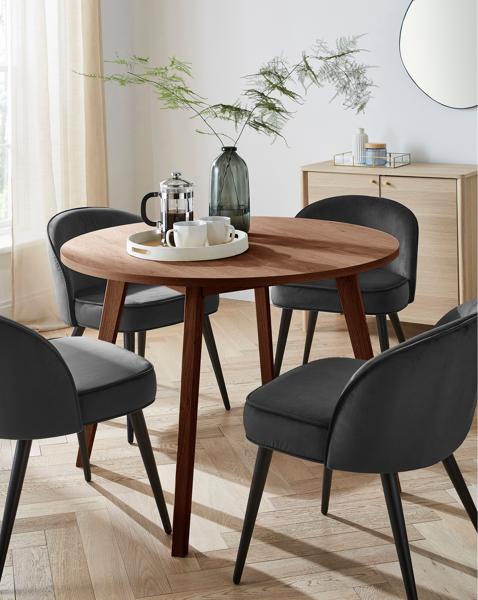 Gray & Osbourn No. 157 Oslo Round Table