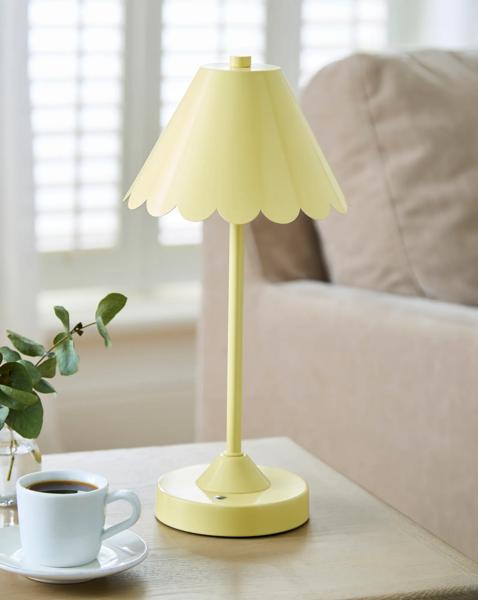 Josie Scallop Edge Rechargable Lamp