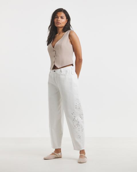SBE White Broderie Detail Barrel Jeans