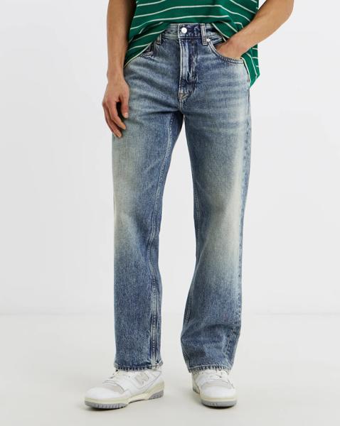 Calvin Klein Straight Jean
