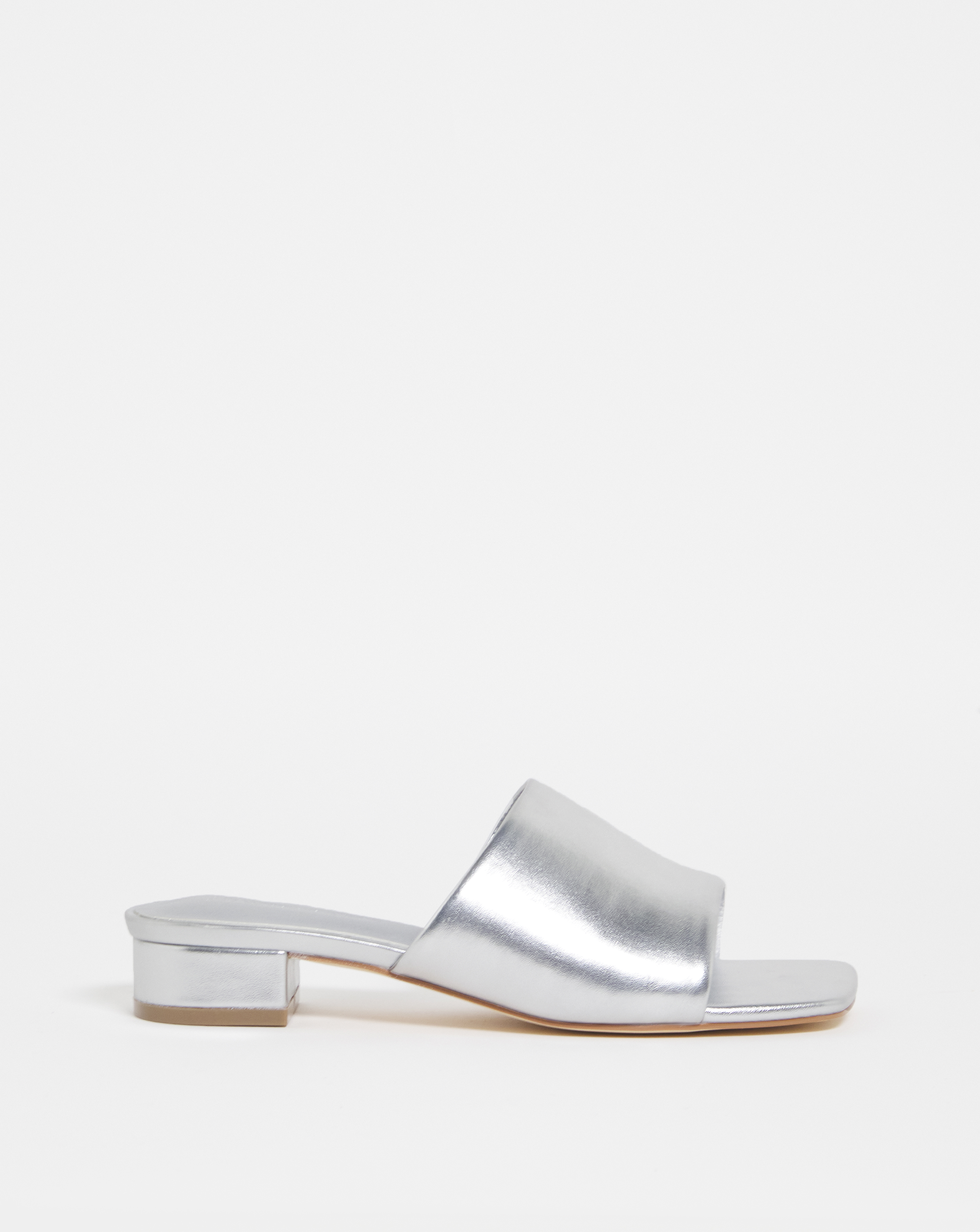 Low Heeled Mule E Fit