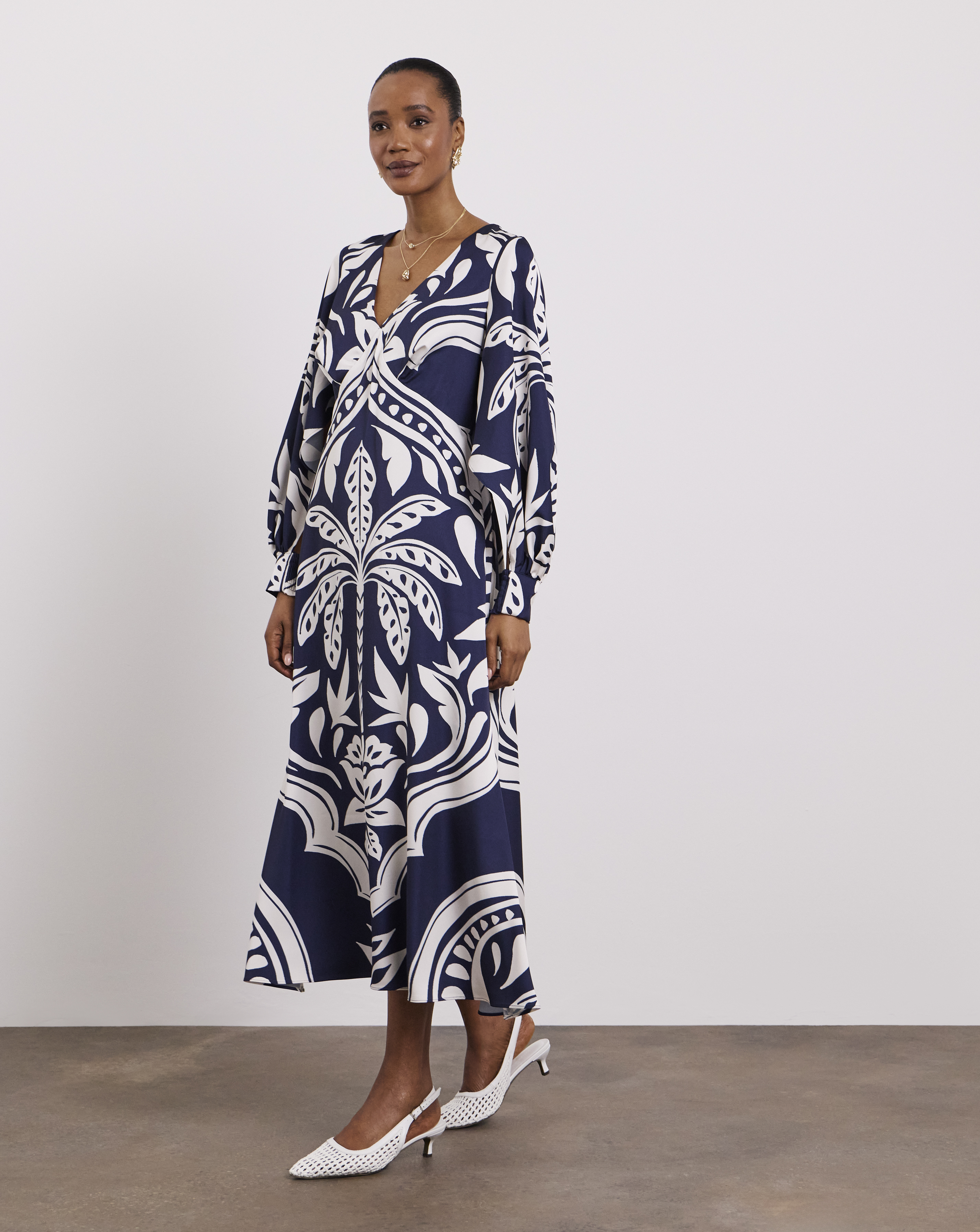Joanna Hope Long Sleeve Tea Dress