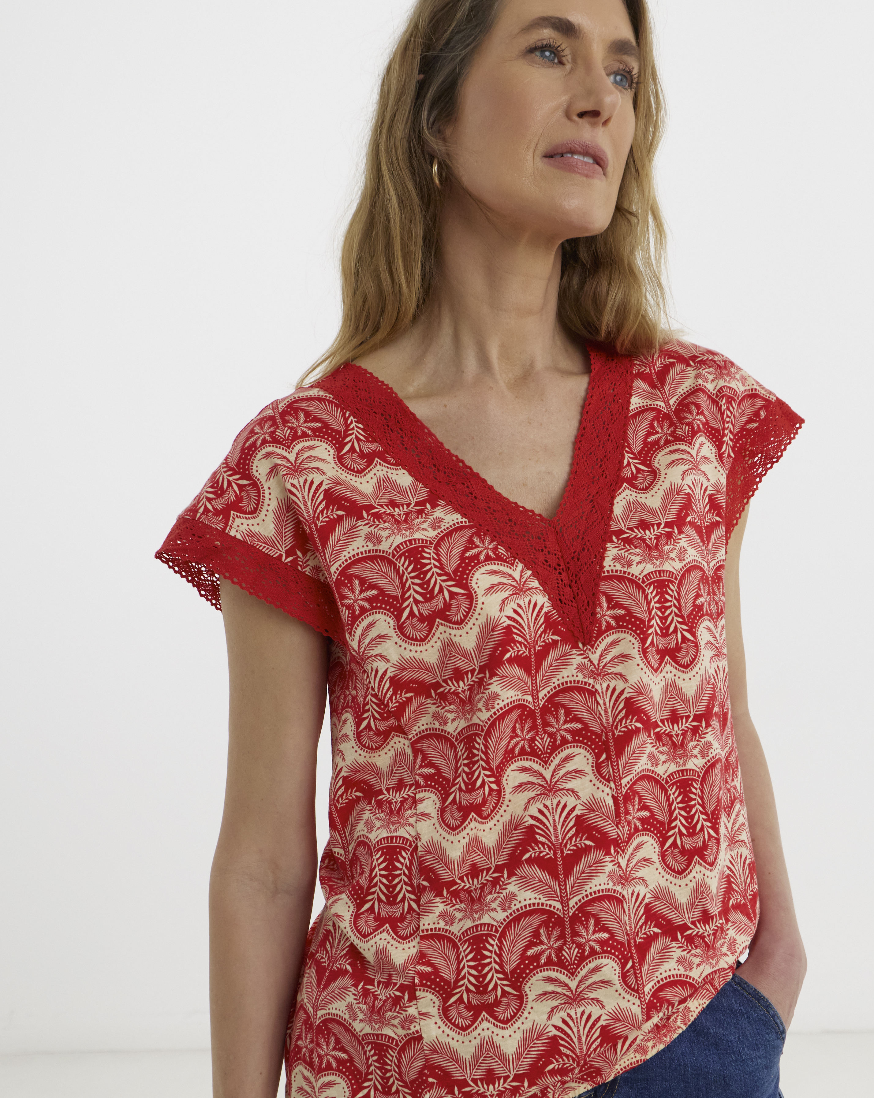 Bubble Hem Lace Trim Top