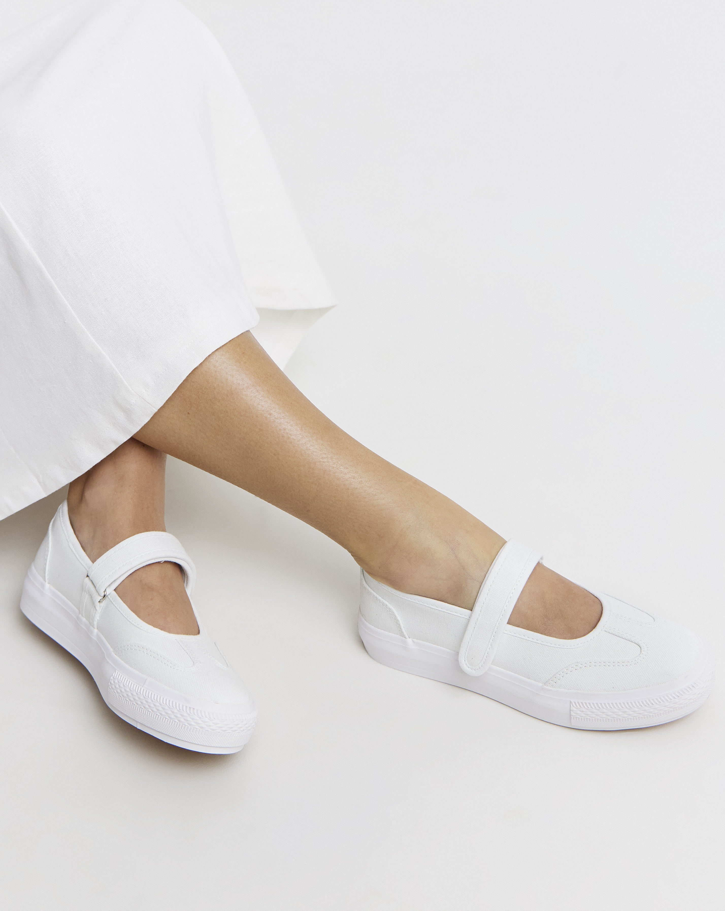 Mary Jane Plimsol Wide
