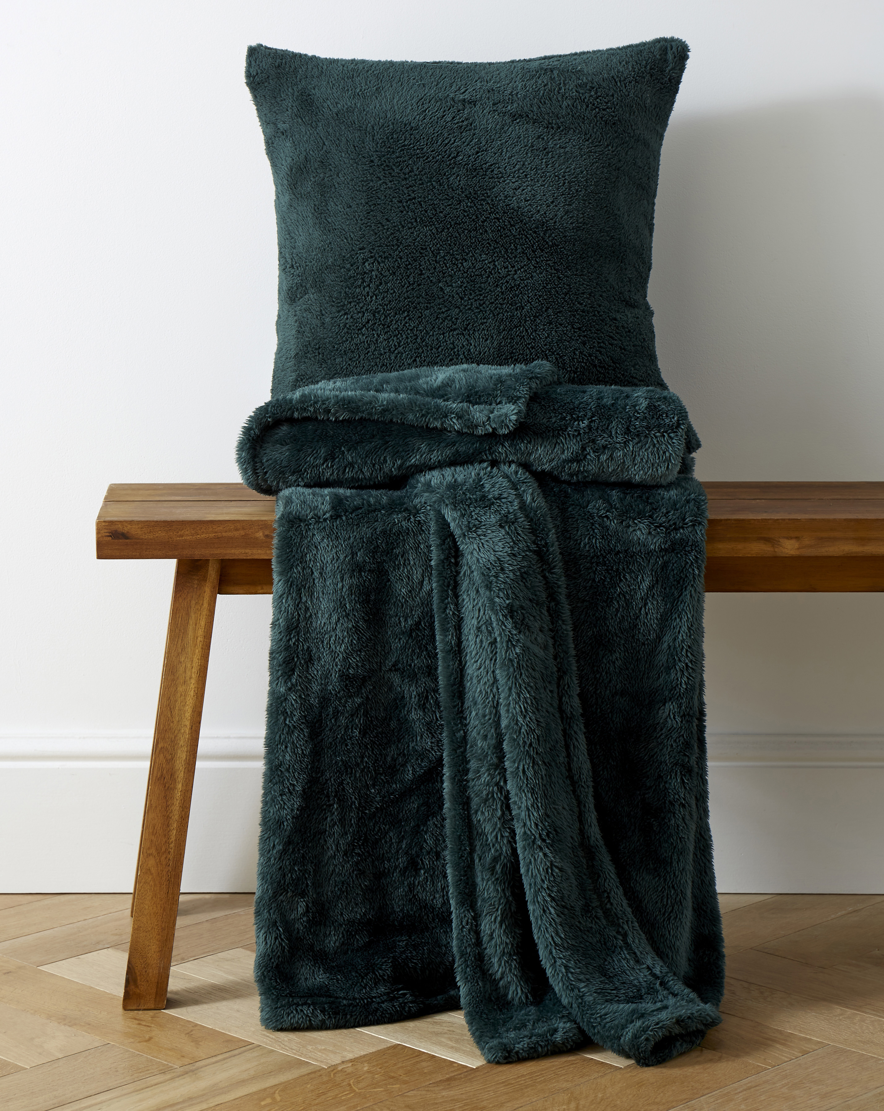 Cuddle Fleece Throw - Forest Green