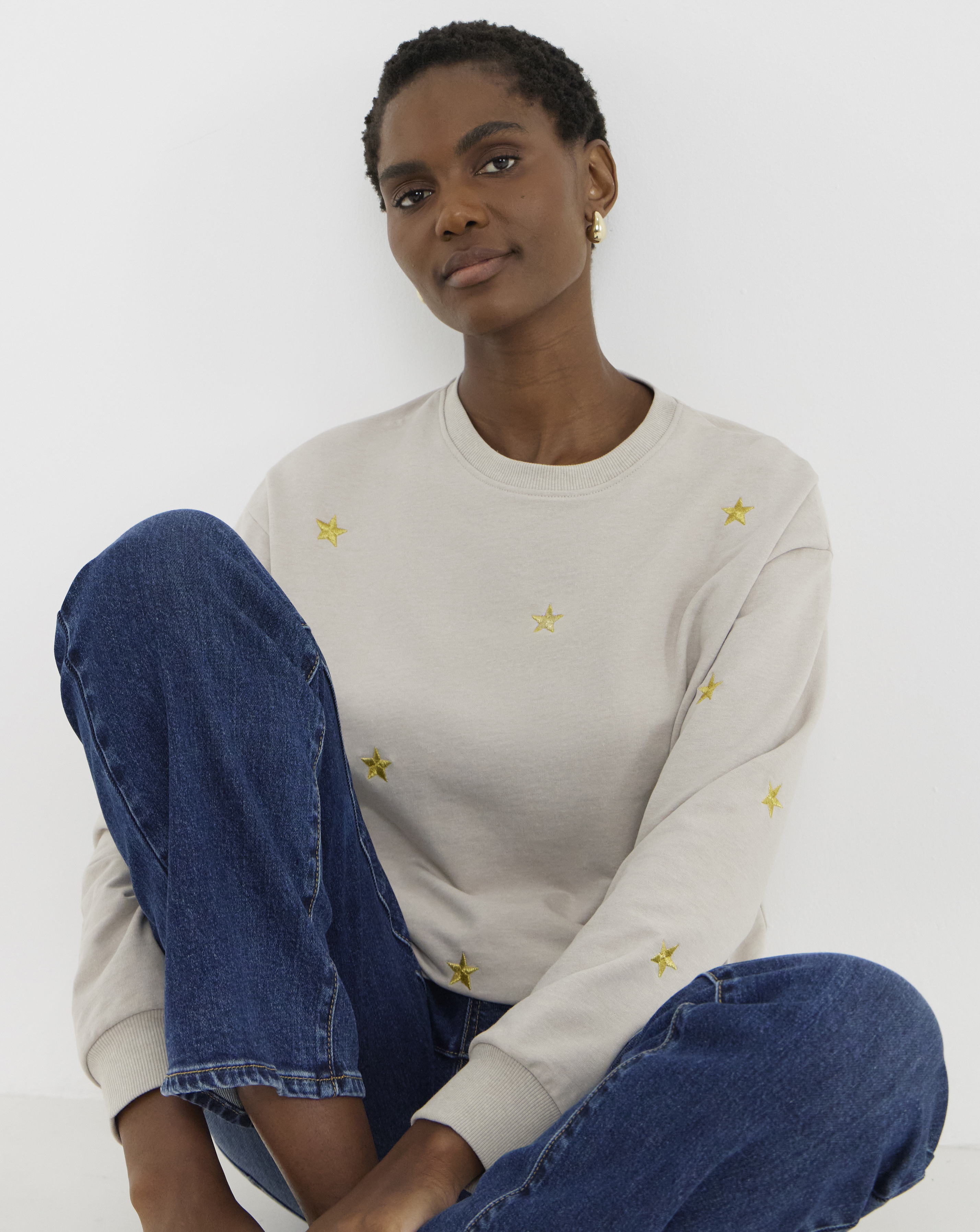 Star Metallic Embroidered Sweashirt