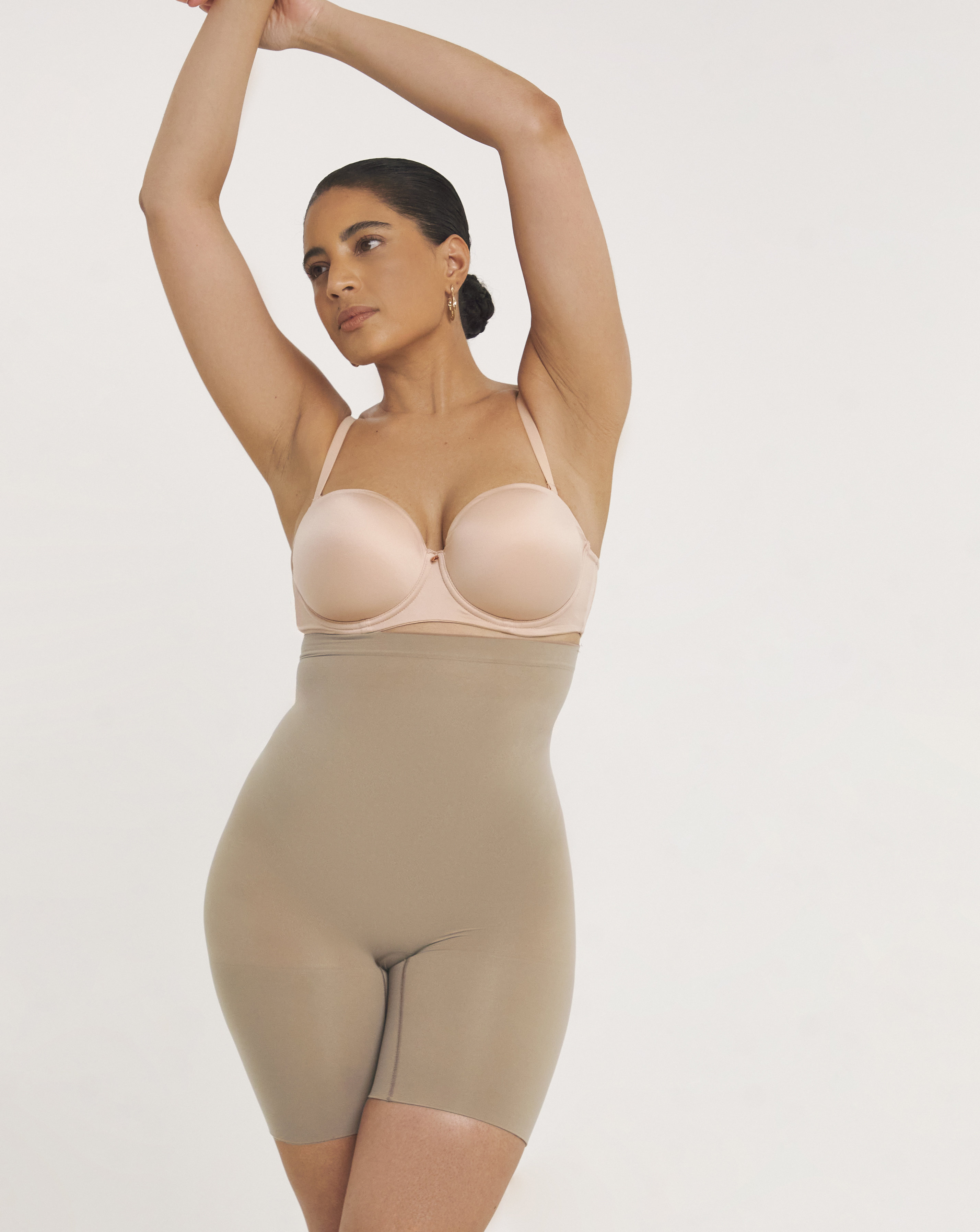 Spanx Everyday Seamless Short CafeAuLait