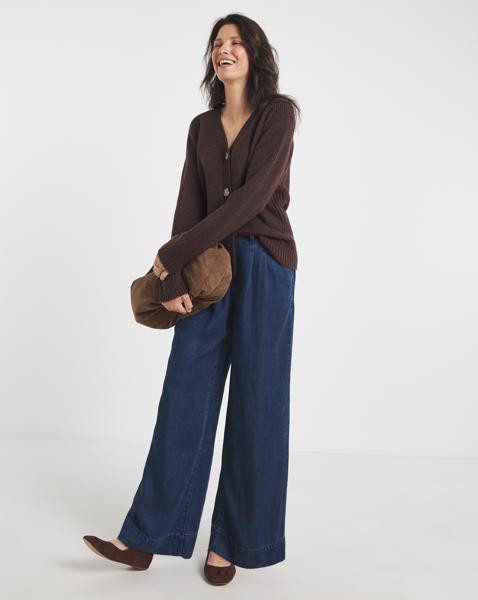 V NECK SEAM DETAIL CARDIGAN