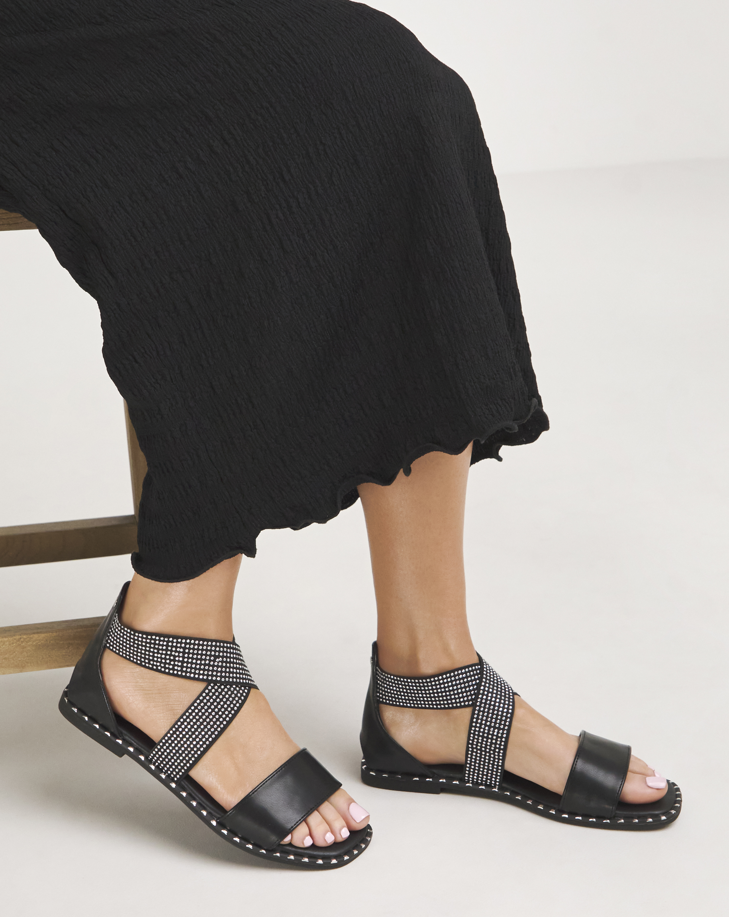 Stretch Cross Upper Flat Sandal Wide