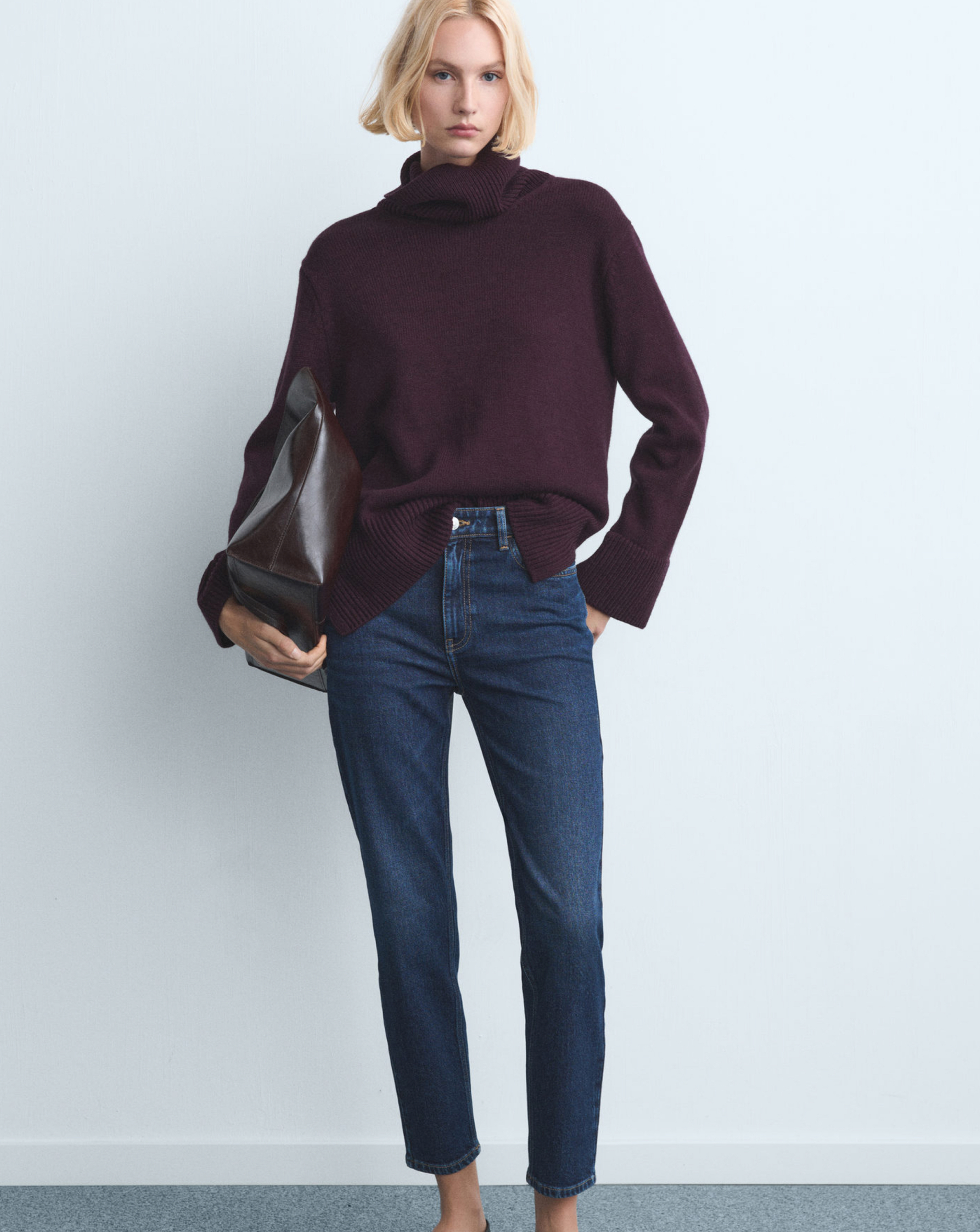 Mango Comfort High-Rise Crop Mom Jean