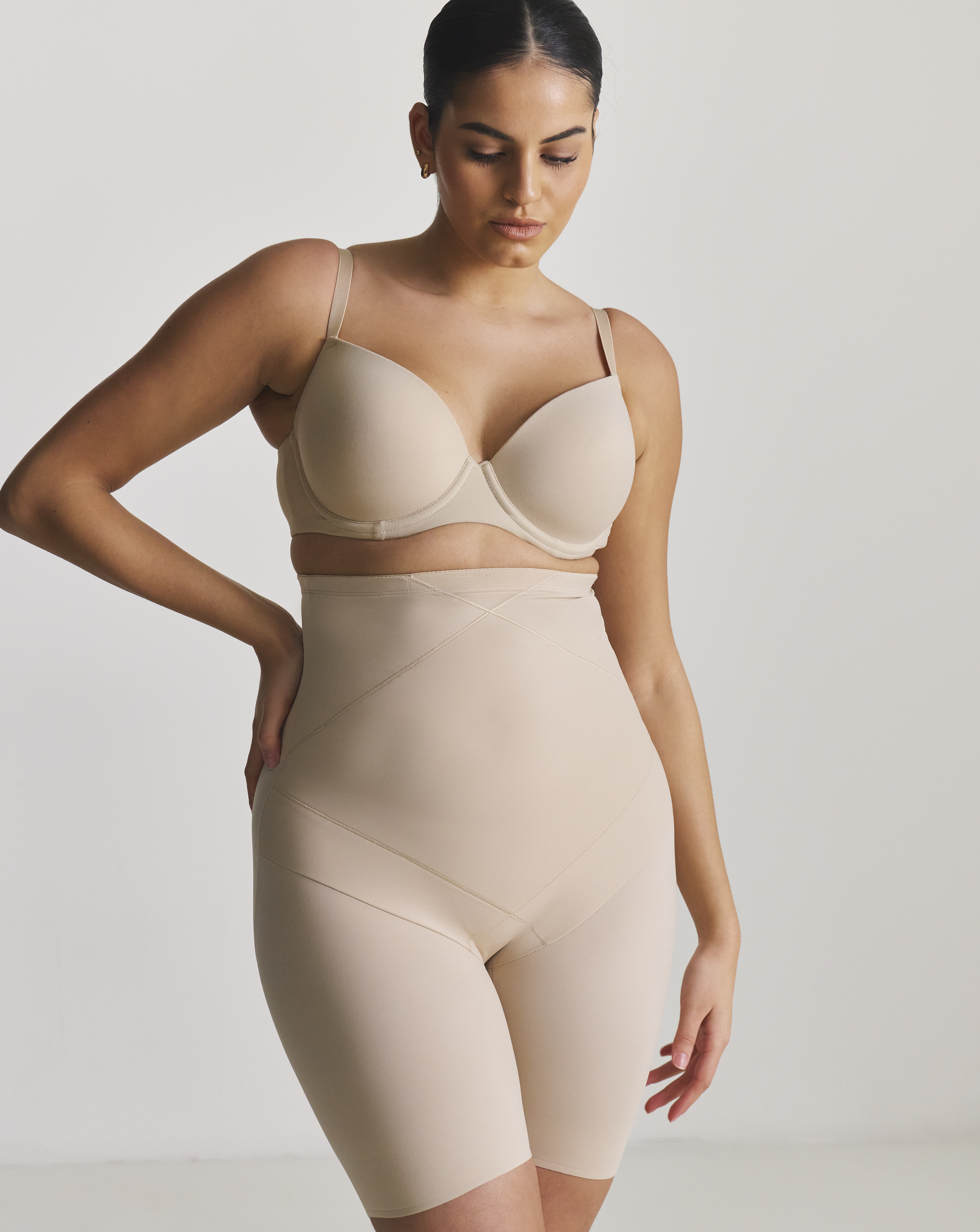 Miraclesuit Women's Nude Tummytuck Thigh Slimmer Large